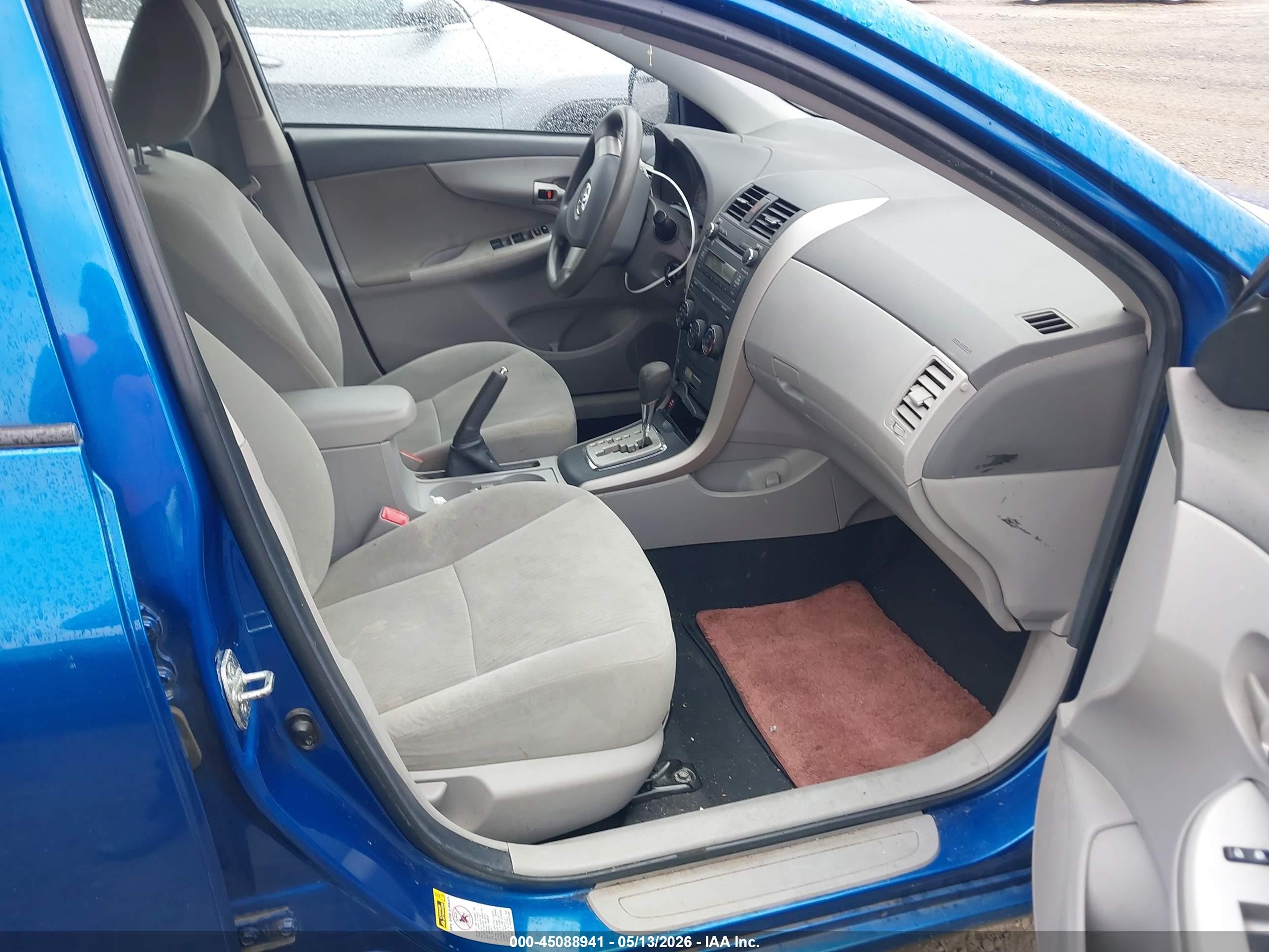 2010 Toyota Corolla Le Blue vin: 1NXBU4EEXAZ306296