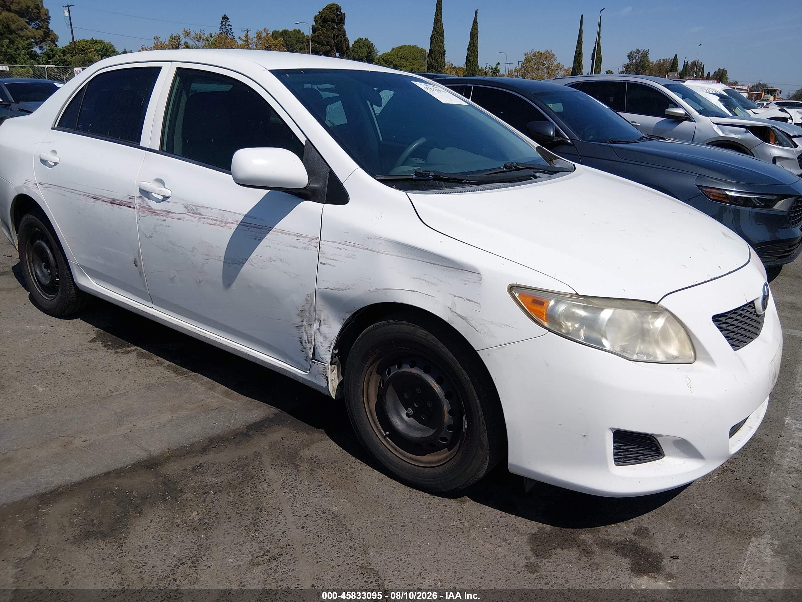 2010 Toyota Corolla Le Белый vin: 1NXBU4EEXAZ309652