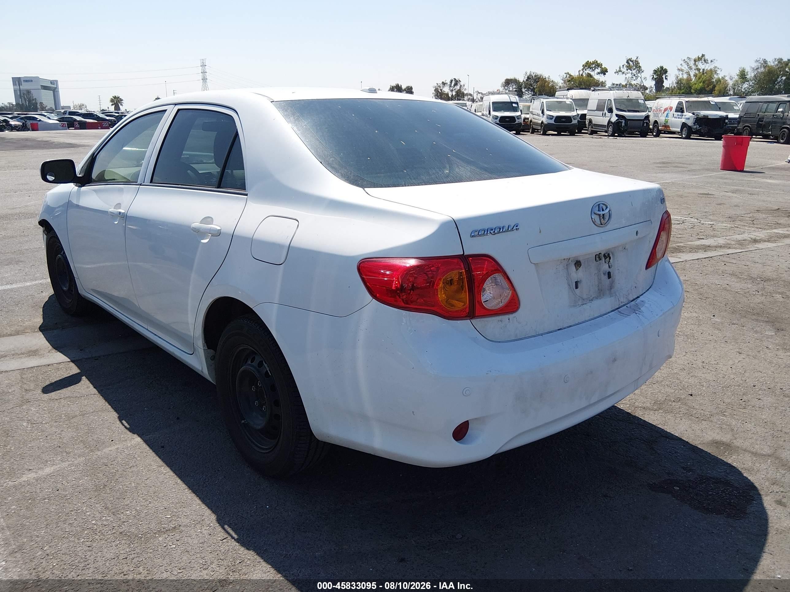2010 Toyota Corolla Le Белый vin: 1NXBU4EEXAZ309652