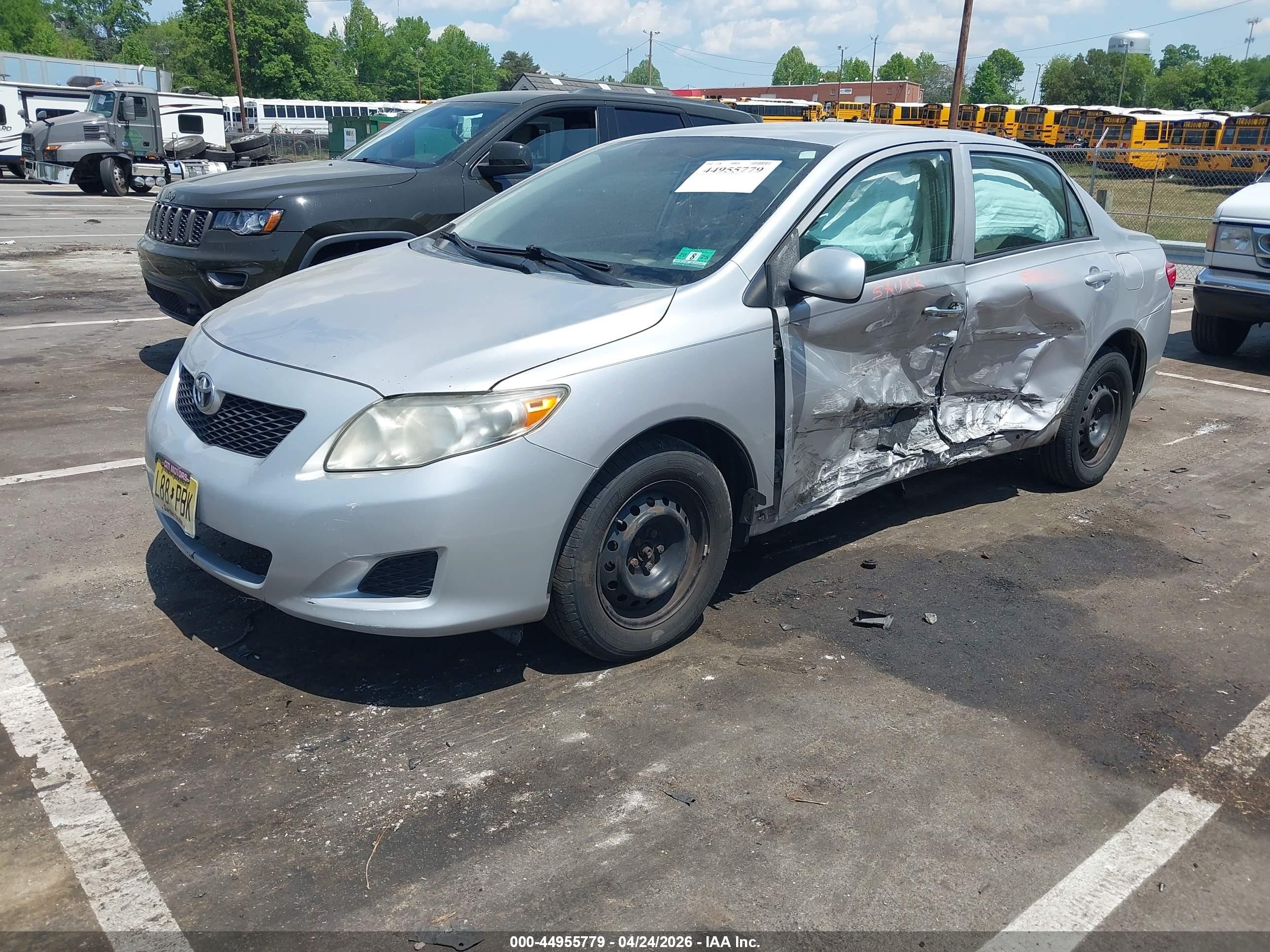 2010 Toyota Corolla Le Серый vin: 1NXBU4EEXAZ312907
