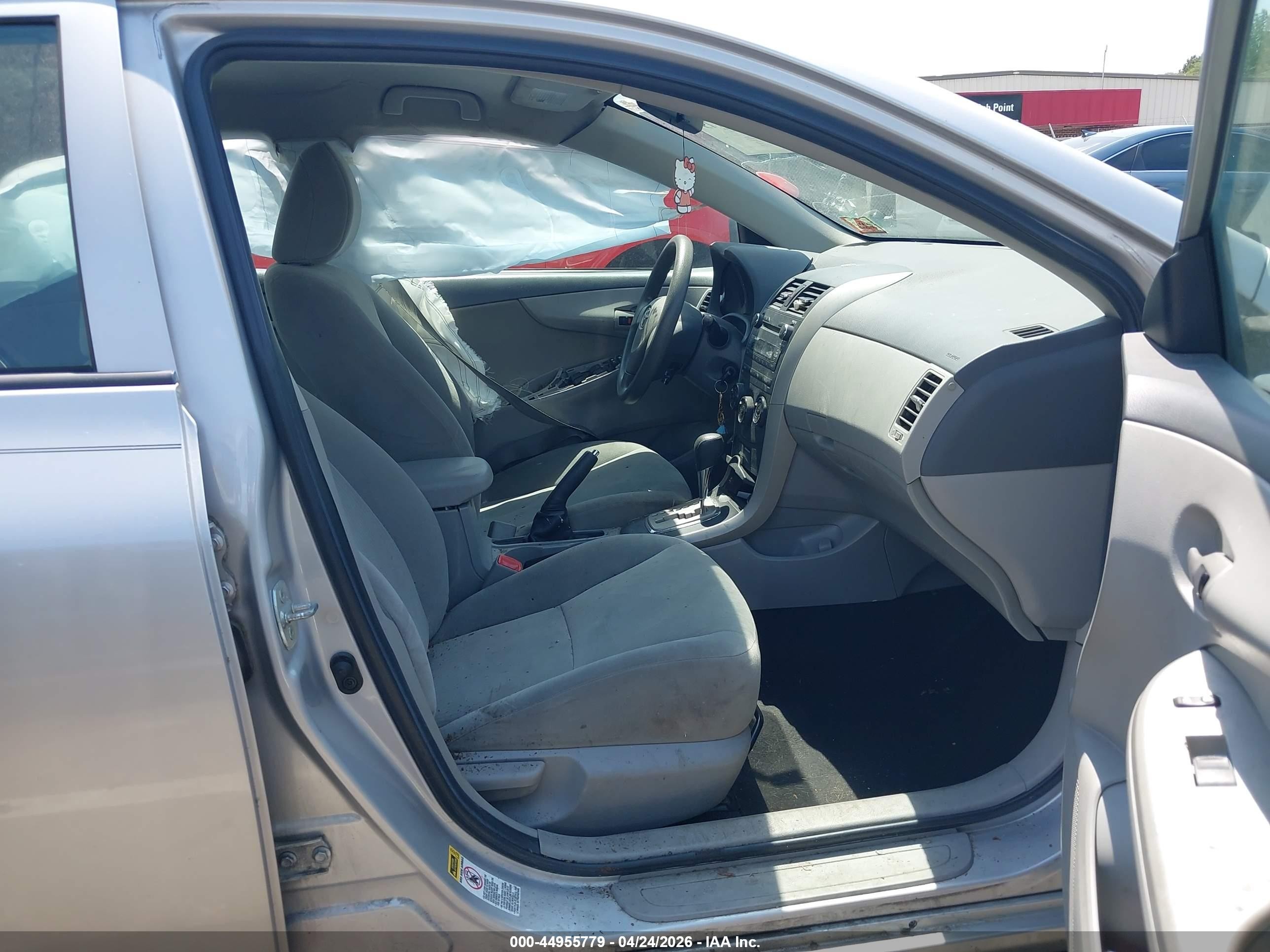 2010 Toyota Corolla Le Серый vin: 1NXBU4EEXAZ312907