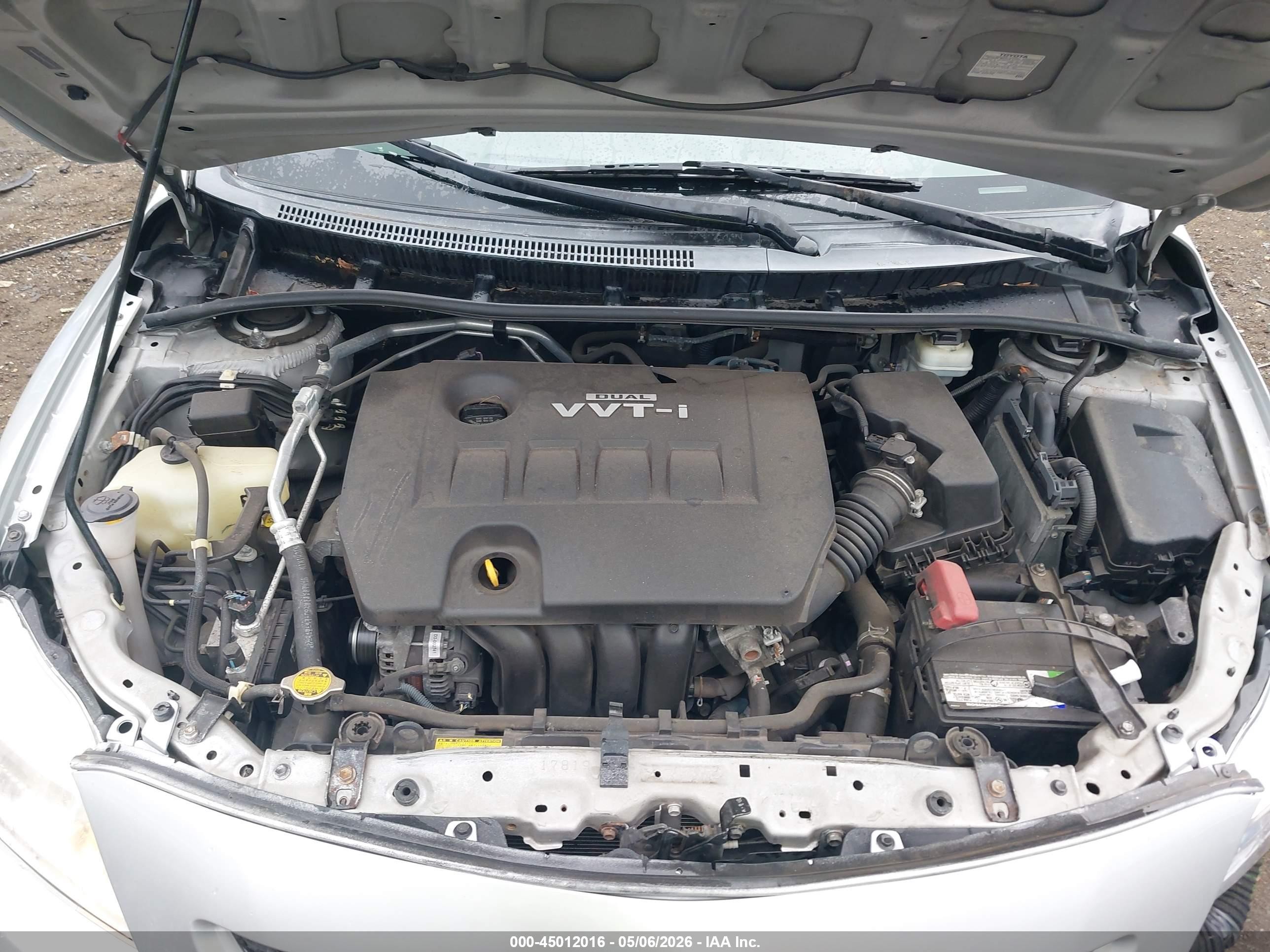 2010 Toyota Corolla Le Silver vin: 1NXBU4EEXAZ318710