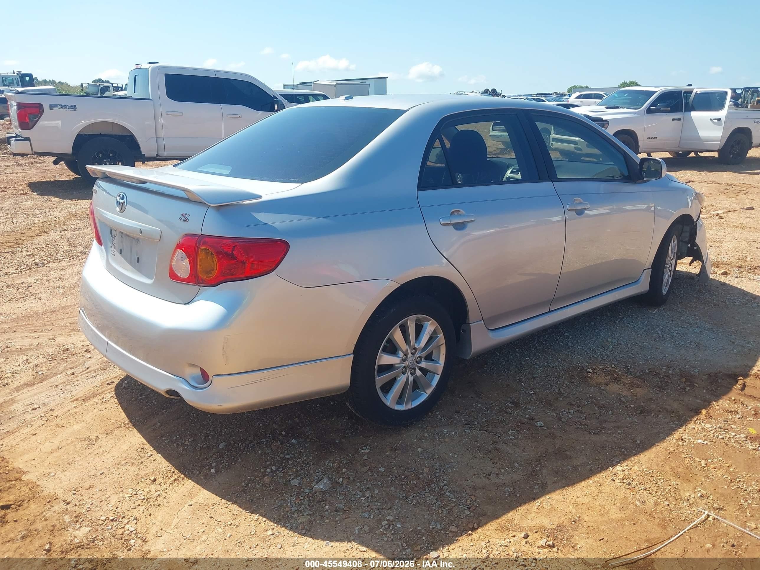 2010 Toyota Corolla S Silver vin: 1NXBU4EEXAZ337645