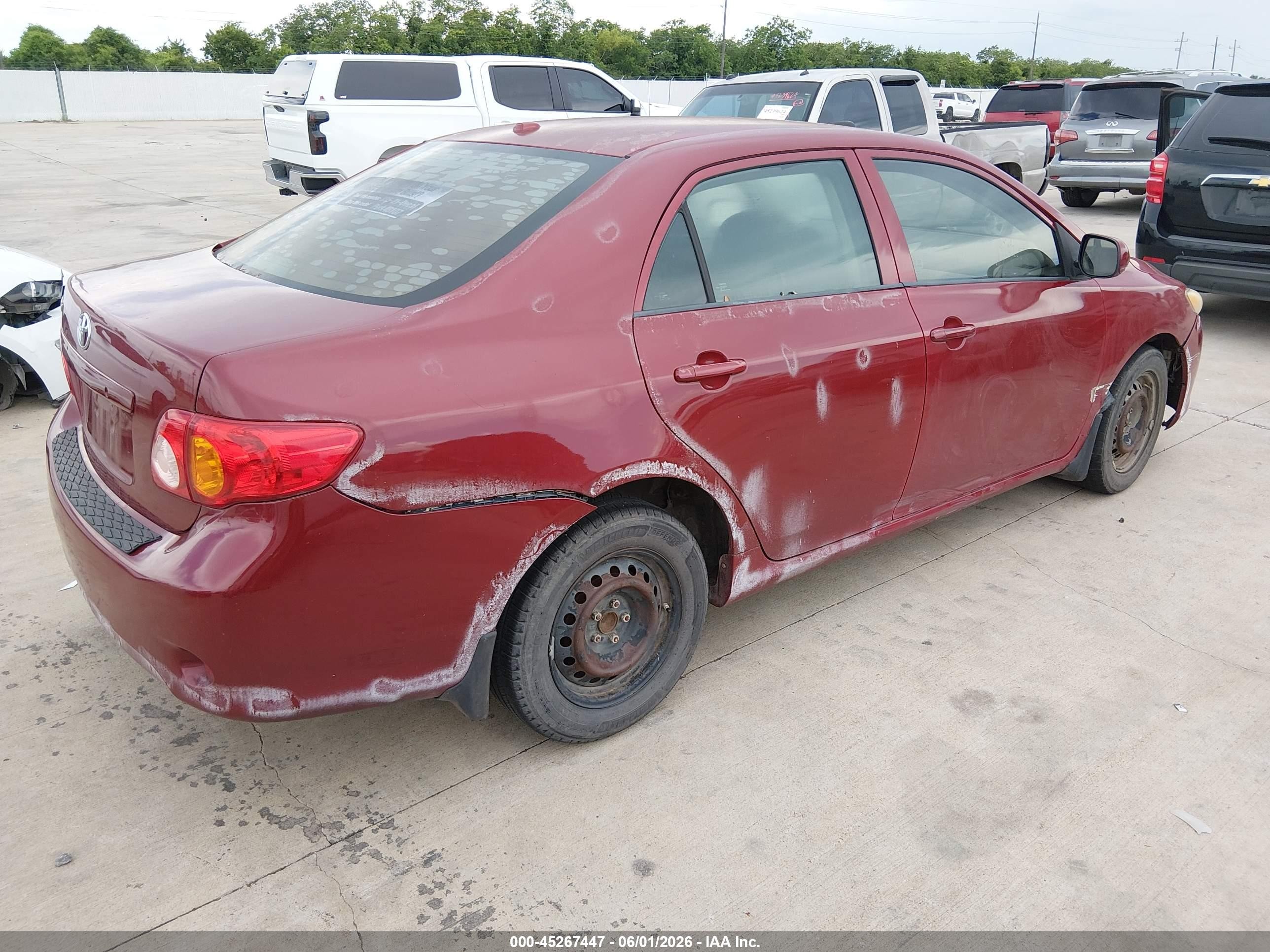 2010 Toyota Corolla Le Red vin: 1NXBU4EEXAZ353635