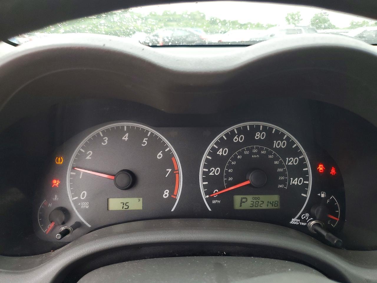 2010 Toyota Corolla Le Серебряный vin: 1NXBU4EEXAZ368054