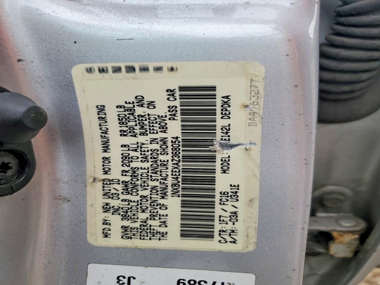 2010 Toyota Corolla Le Серебряный vin: 1NXBU4EEXAZ368054