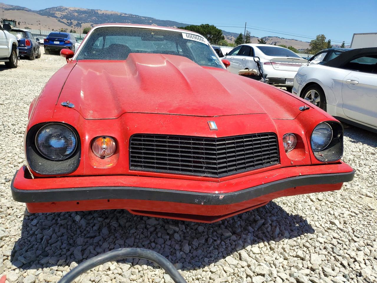 1976 Chevrolet Camaro Red vin: 1Q87L6N568934