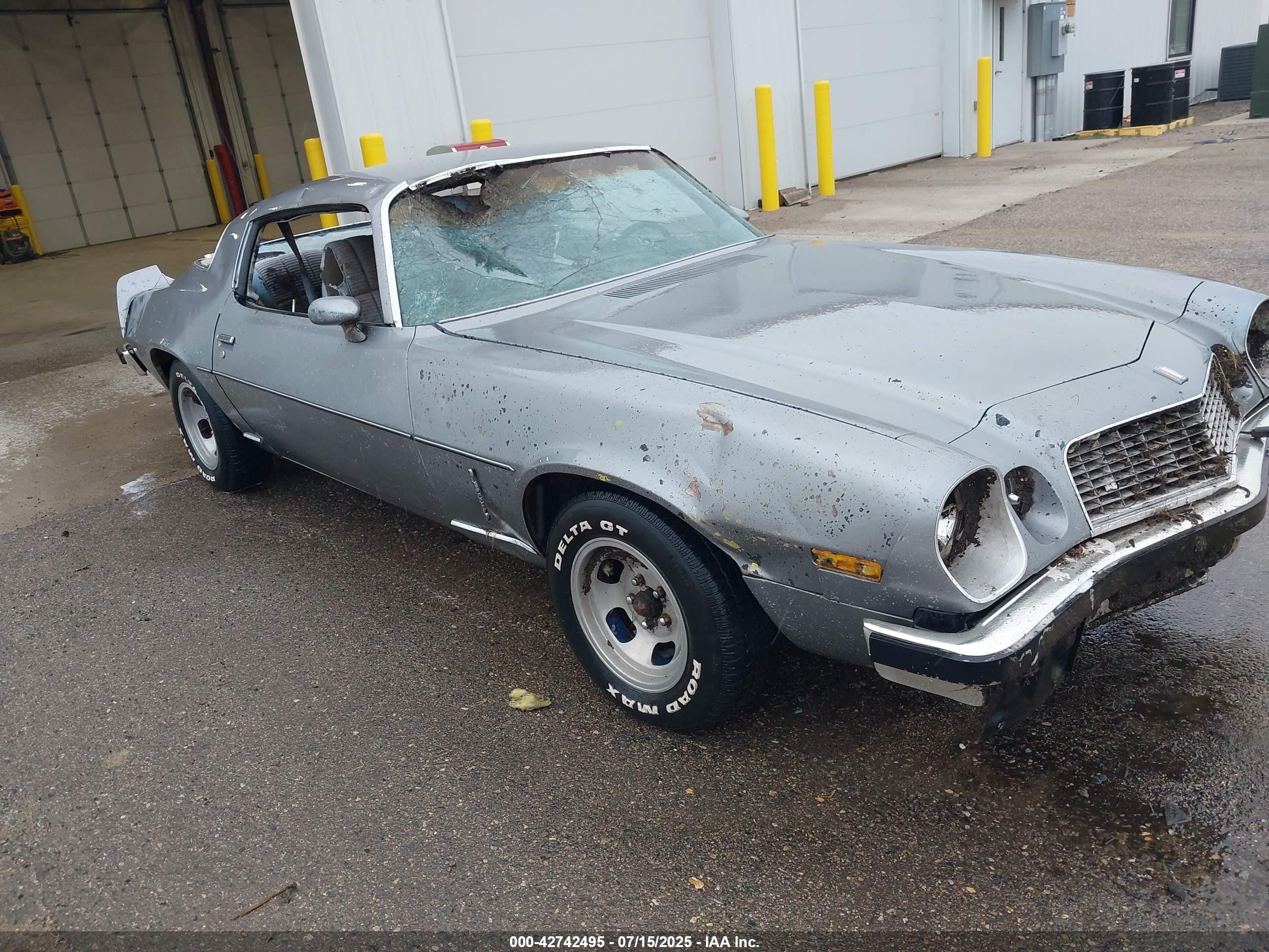1977 Chev Camaro Lt   Gray vin: 1S87L7L502943    