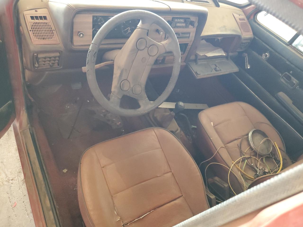1982 Volkswagen Rabbit Truck Красный vin: 1V1KG017XCV015664