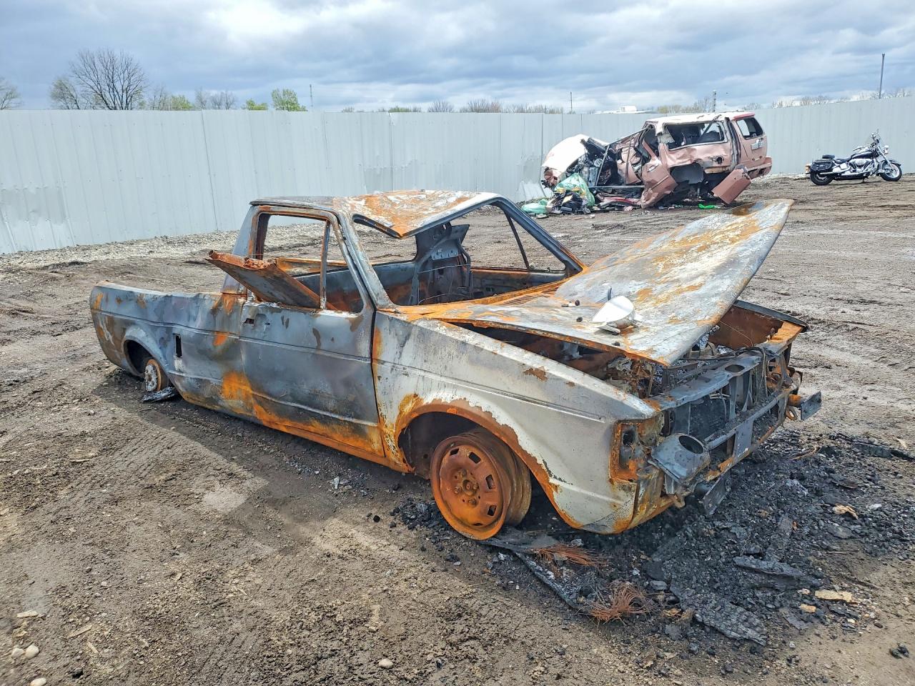 1982 Volkswagen Rabbit Truck Burn vin: 1V1LG017XCV002157