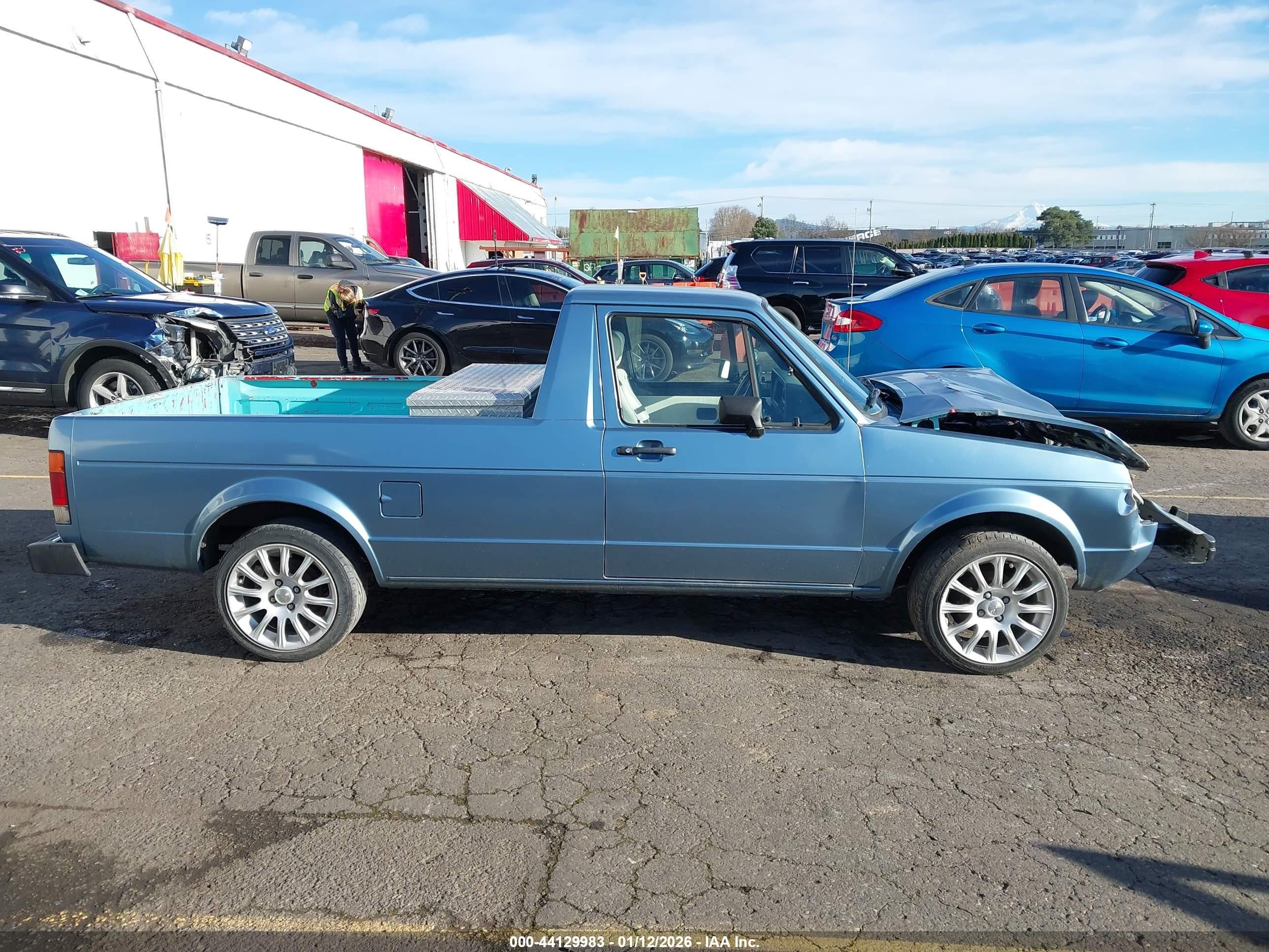 1981 Volkswagen Rabbit Truck Blue vin: 1V1MB0173BV172426