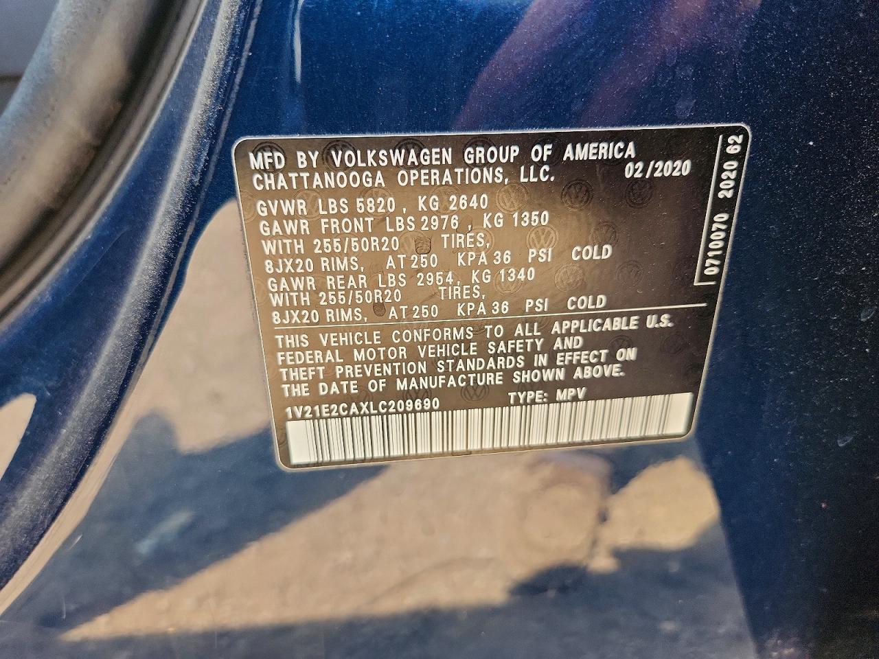 2020 Volkswagen Atlas Cross Sport Se Blue vin: 1V21E2CAXLC209690