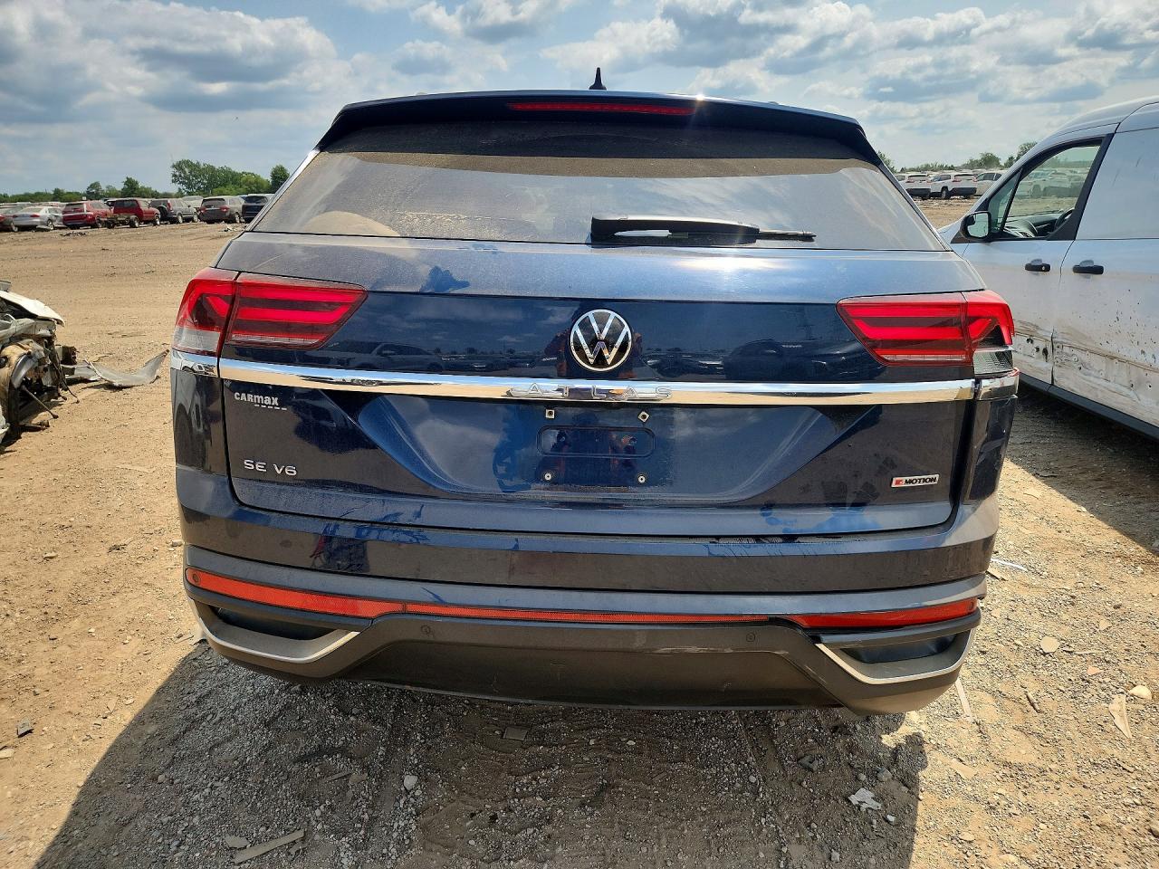 2020 Volkswagen Atlas Cross Sport Se Blue vin: 1V21E2CAXLC209690