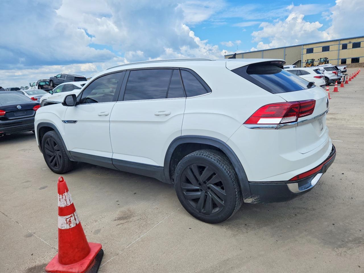 2020 Volkswagen Atlas Cross Sport Se White vin: 1V25E2CA9LC227700