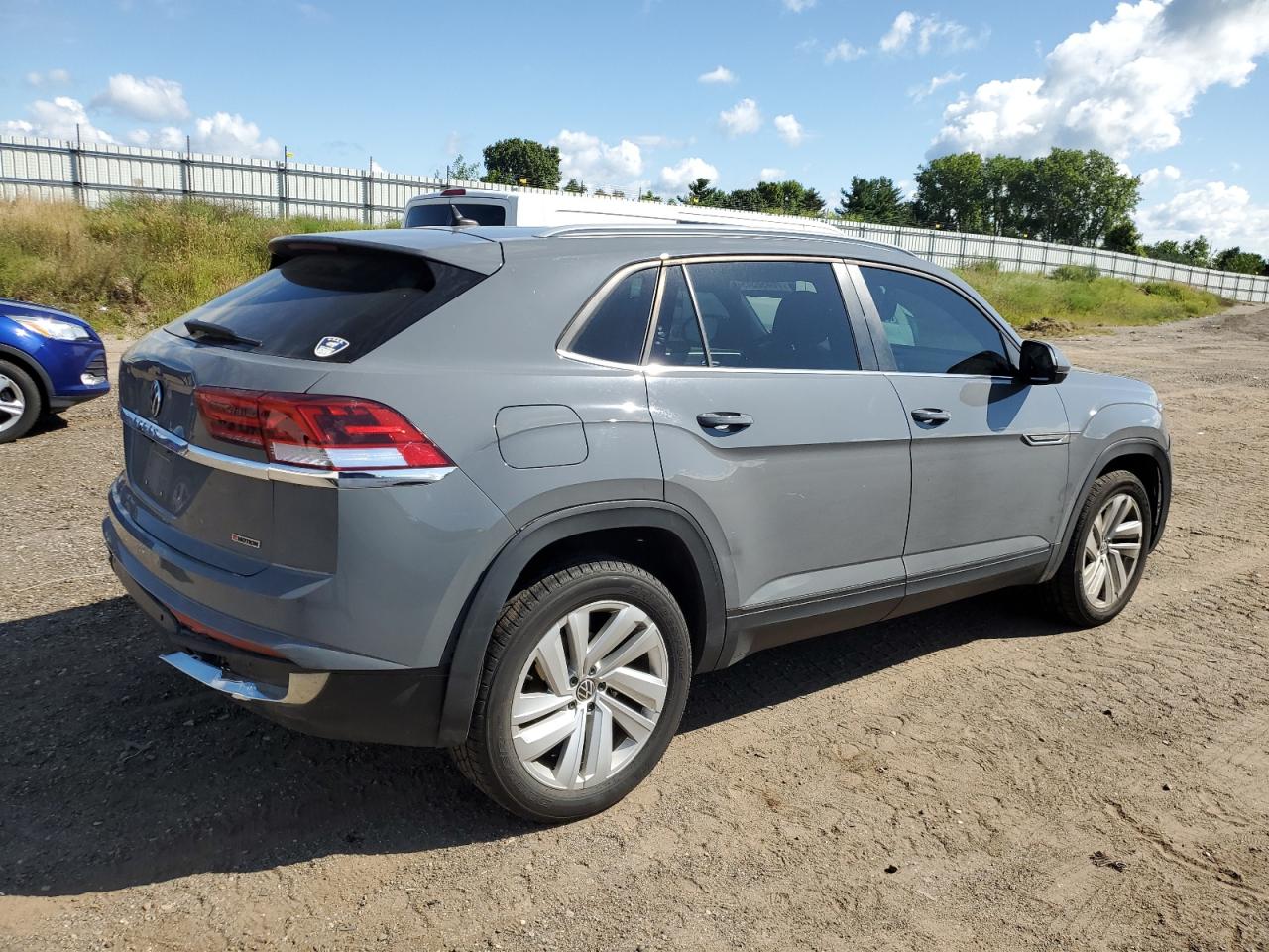 2020 Volkswagen Atlas Cross Sport Se Gray vin: 1V26C2CA8LC204581