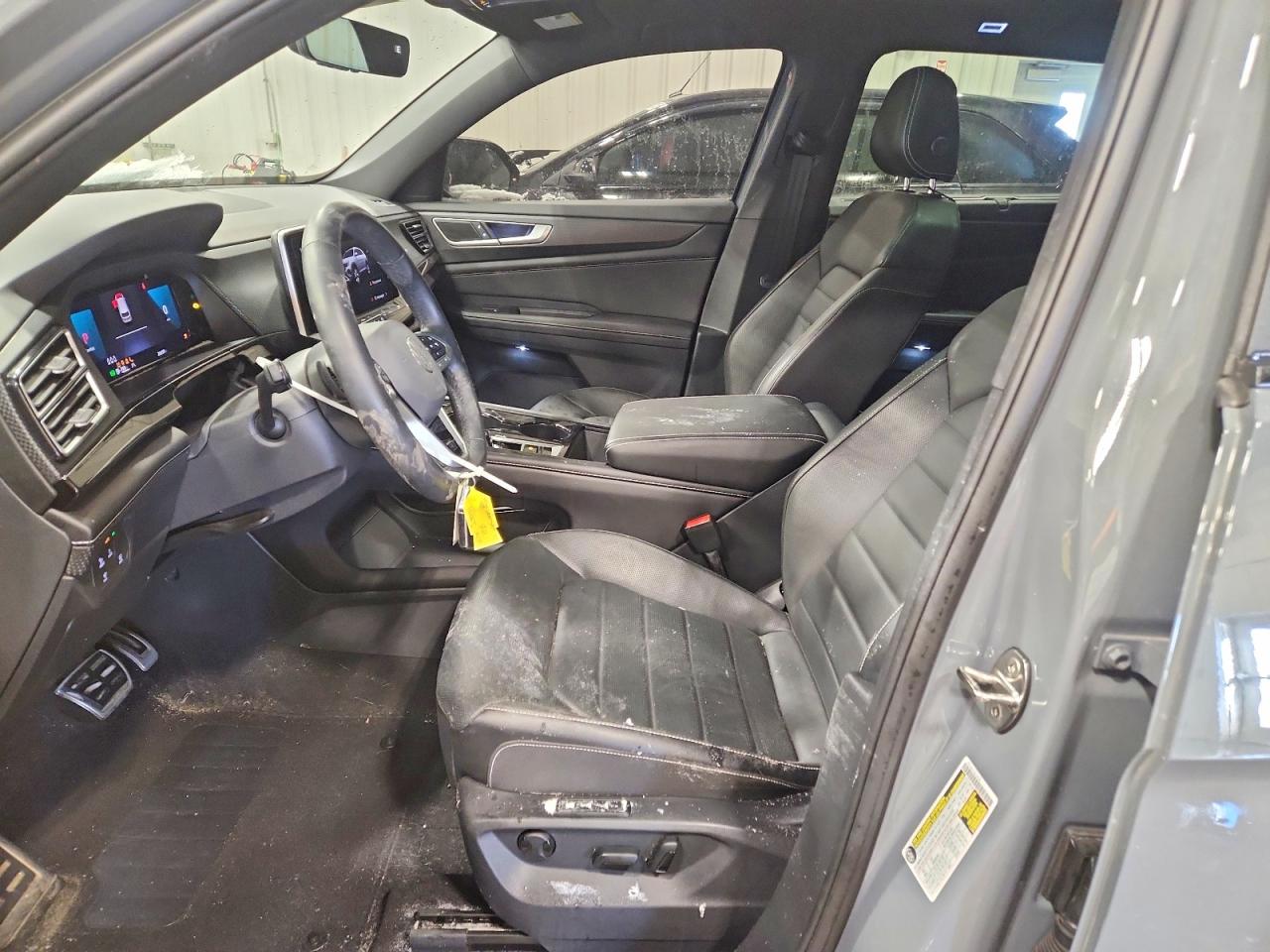 2024 Volkswagen Atlas Cross Sport Sel R-line Gray vin: 1V2AE2CA2RC248122