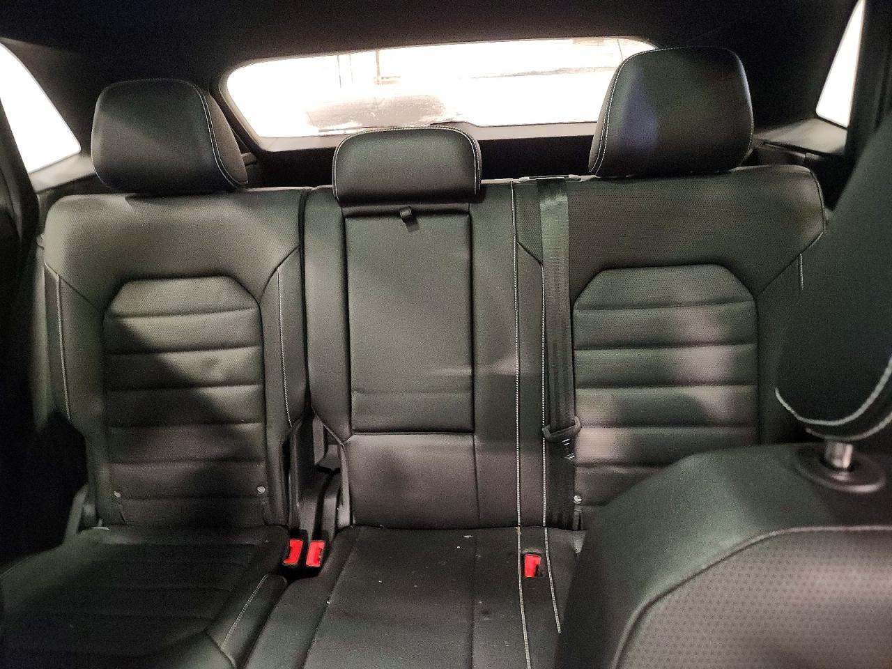 2024 Volkswagen Atlas Cross Sport Sel R-line Gray vin: 1V2AE2CA2RC248122