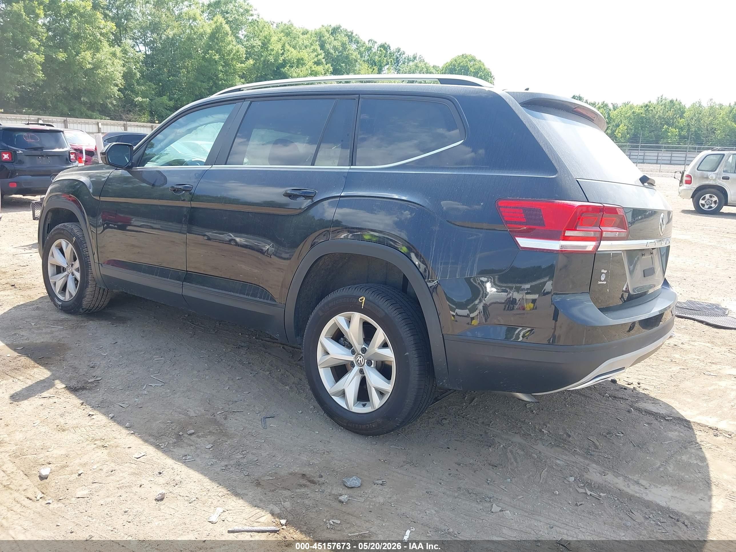 2019 Volkswagen Atlas 2.0t S Черный vin: 1V2AP2CA8KC620675