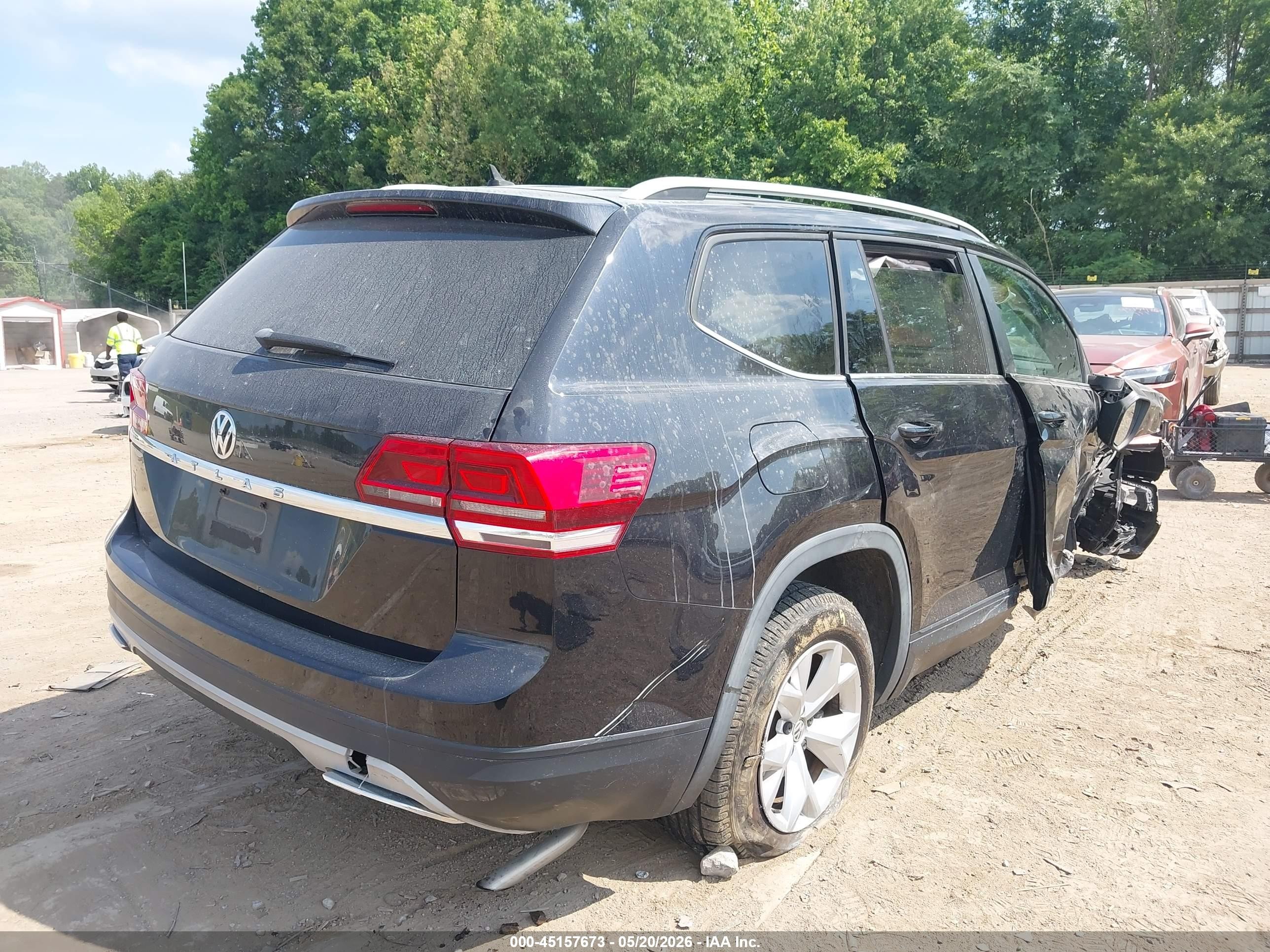 2019 Volkswagen Atlas 2.0t S Черный vin: 1V2AP2CA8KC620675