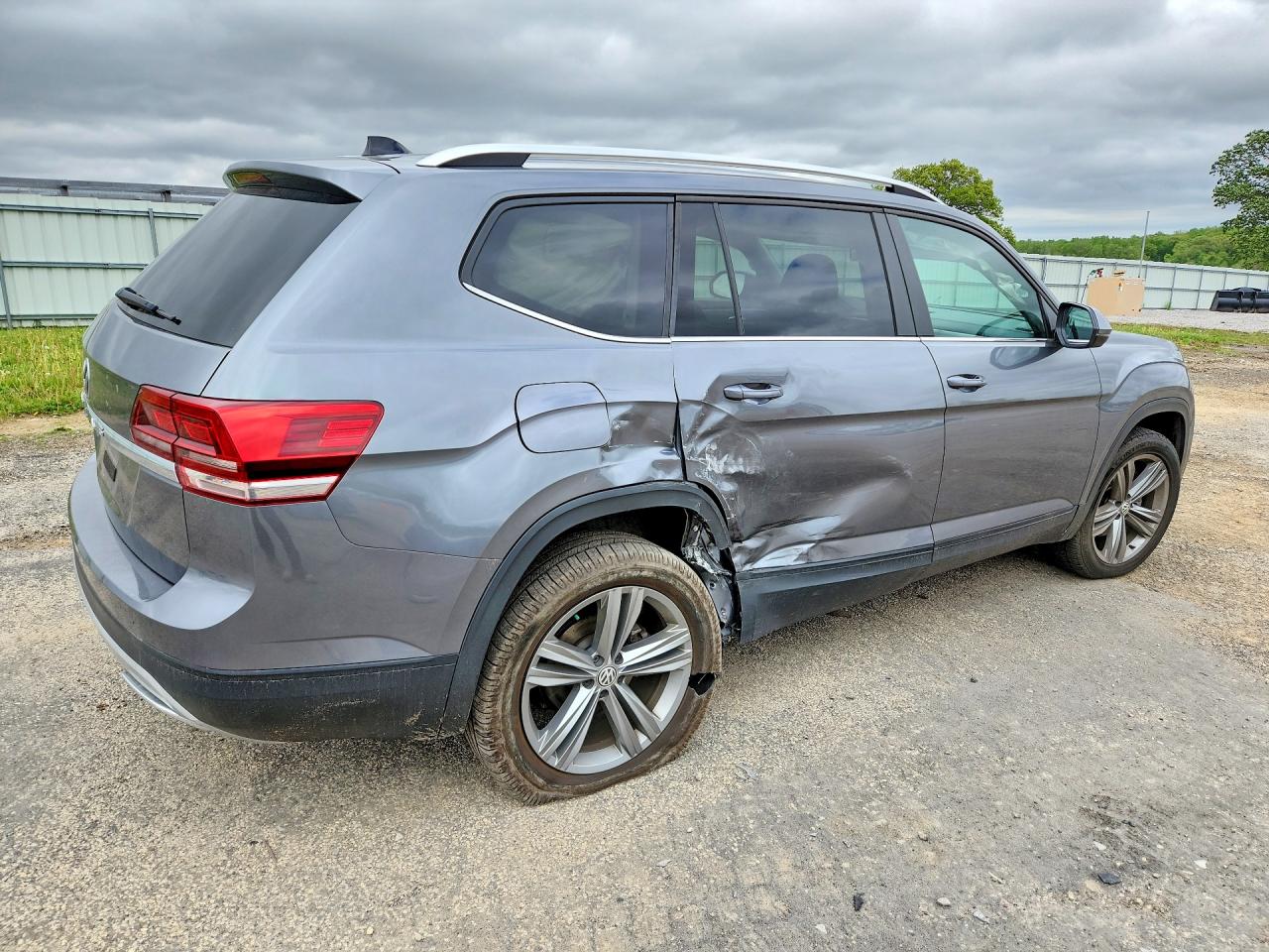 2019 Volkswagen Atlas S Gray vin: 1V2AP2CAXKC555215