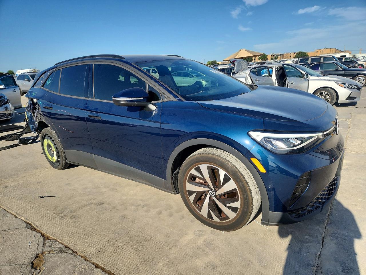 2023 Volkswagen Id.4 Blue vin: 1V2BMPE8XPC055373