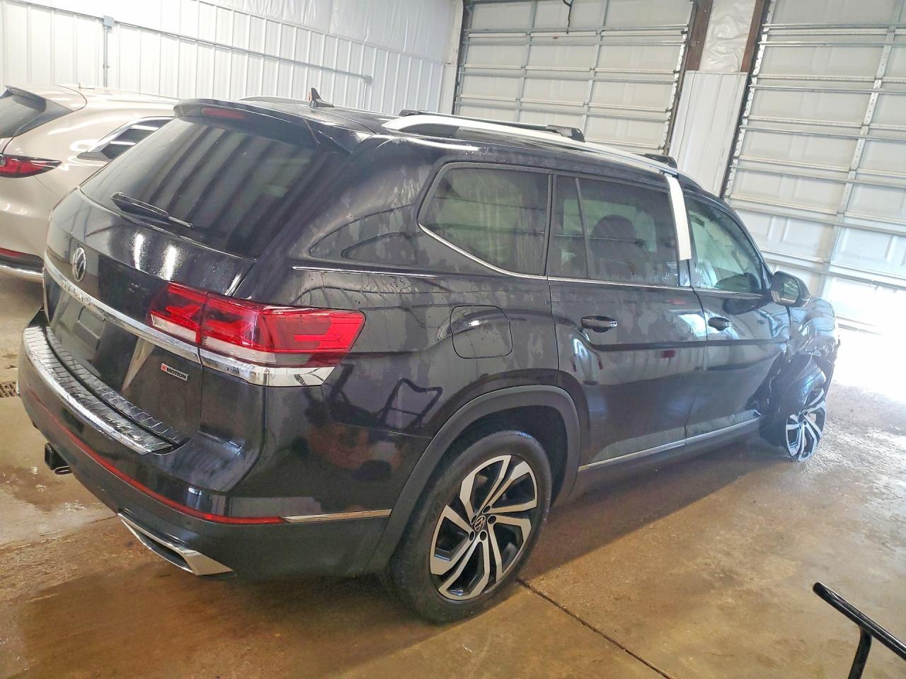 2022 Volkswagen Atlas Sel Black vin: 1V2BR2CA4NC560638