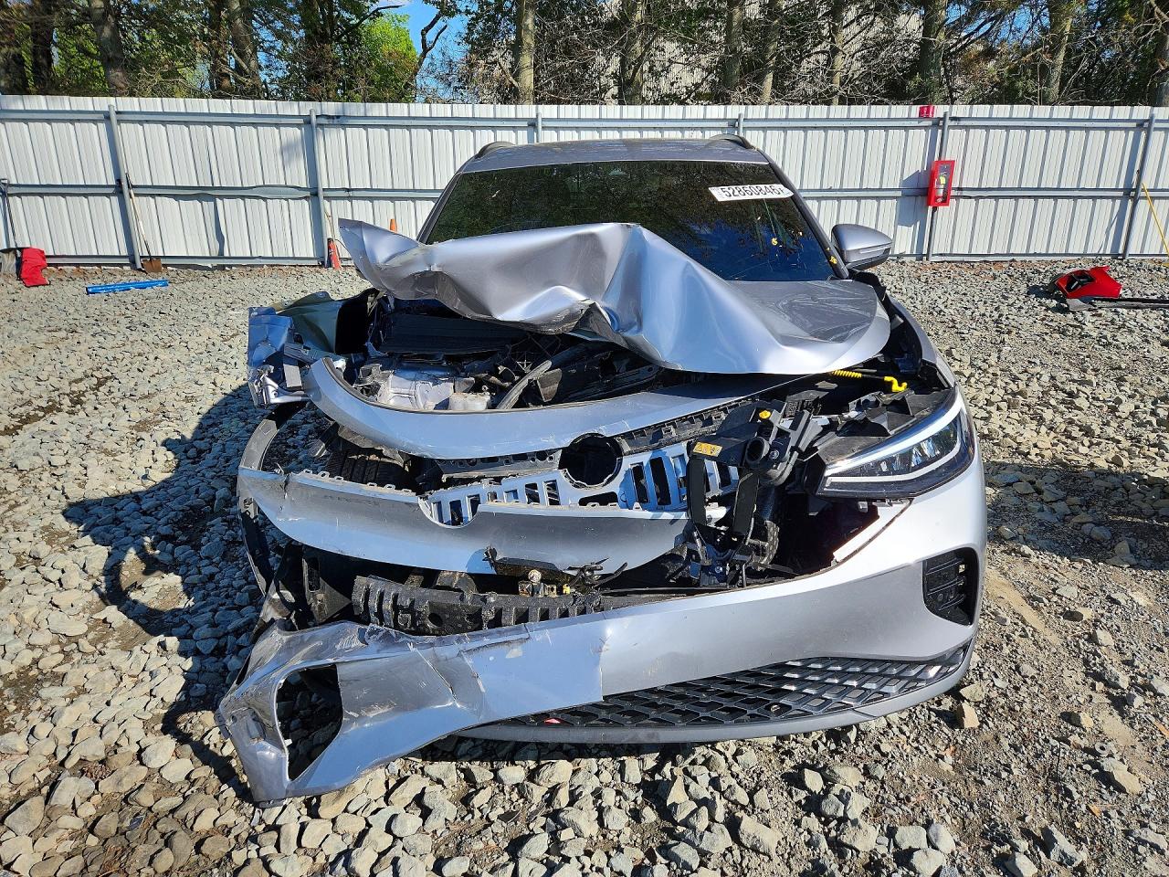 2023 Volkswagen Id.4 Pro Silver vin: 1V2CMPE85PC032880