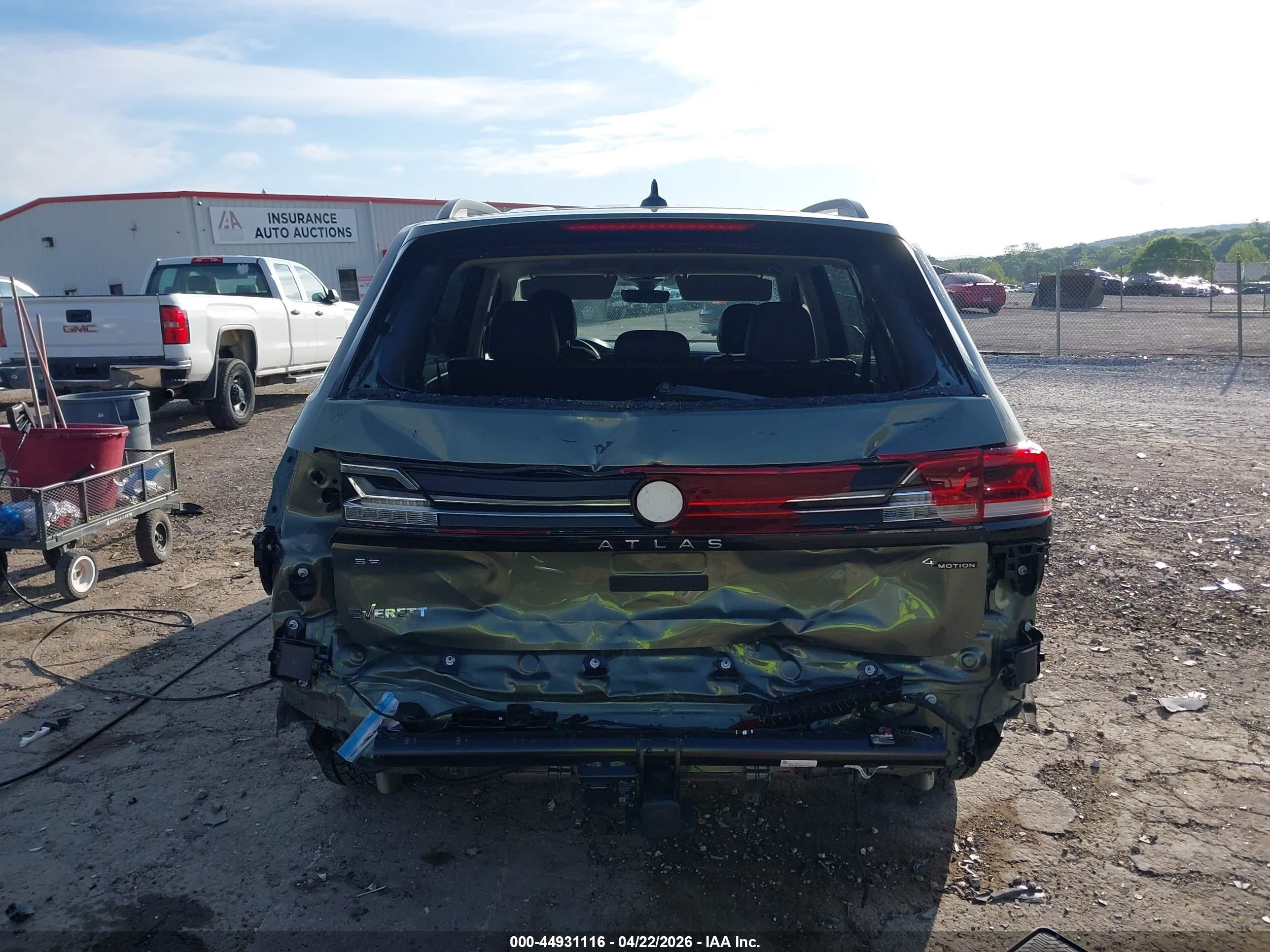 2026 Volkswagen Atlas Peak Edition Green vin: 1V2CN2CA4TC507466