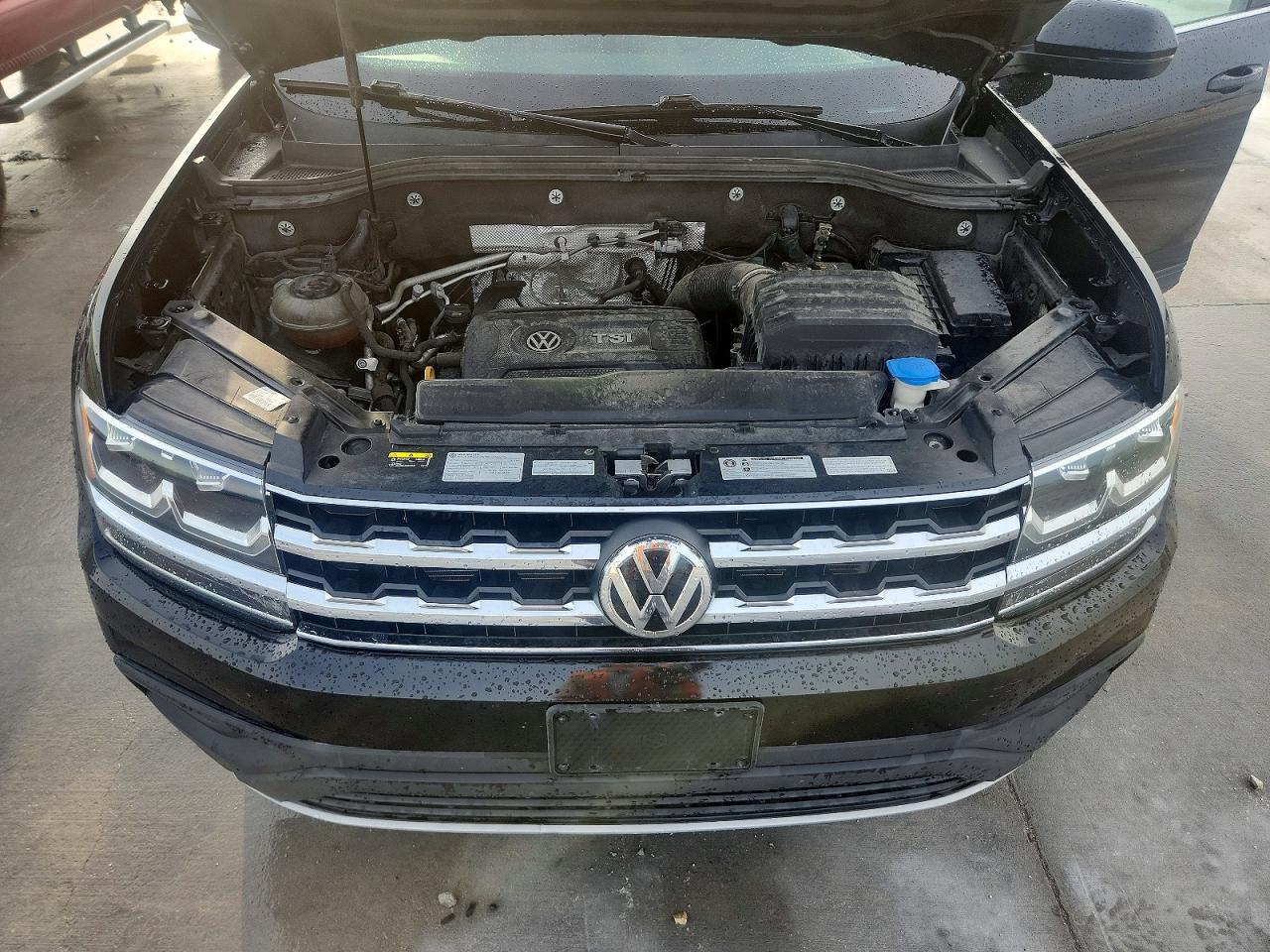 2018 Volkswagen Atlas Se Черный vin: 1V2CP2CA1JC595013