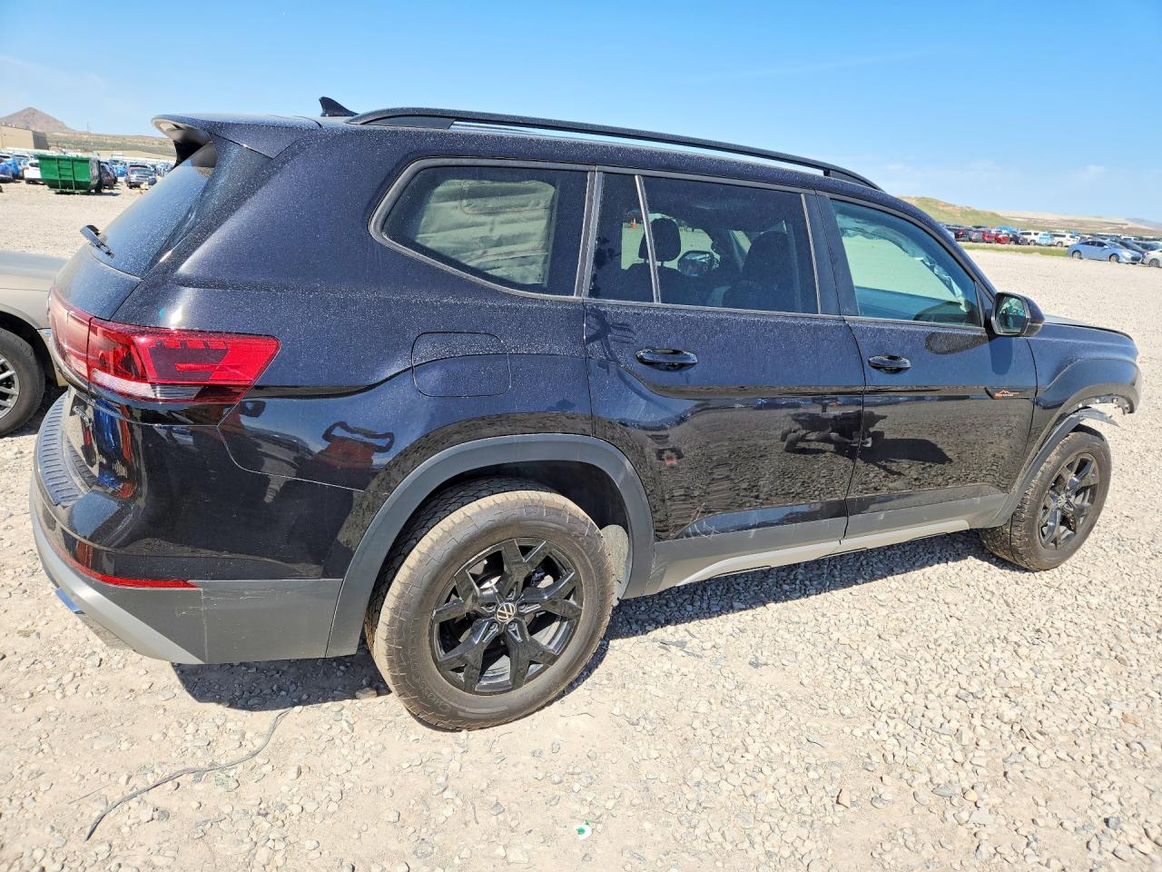 2024 Volkswagen Atlas Peak Edition Se Black vin: 1V2CR2CA3RC619754