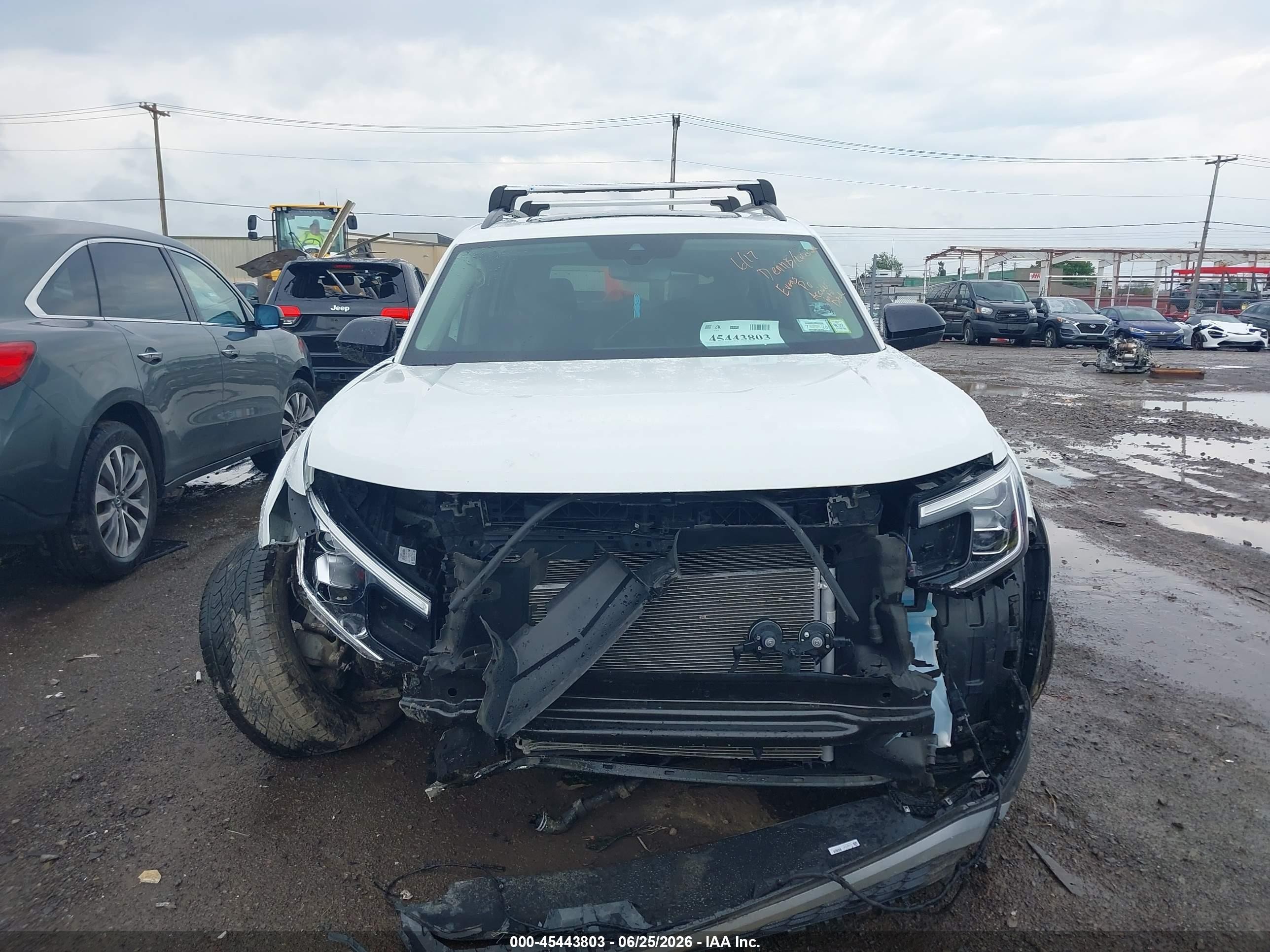 2025 Volkswagen Atlas 2.0t Peak Edition White vin: 1V2CR2CA9SC522452