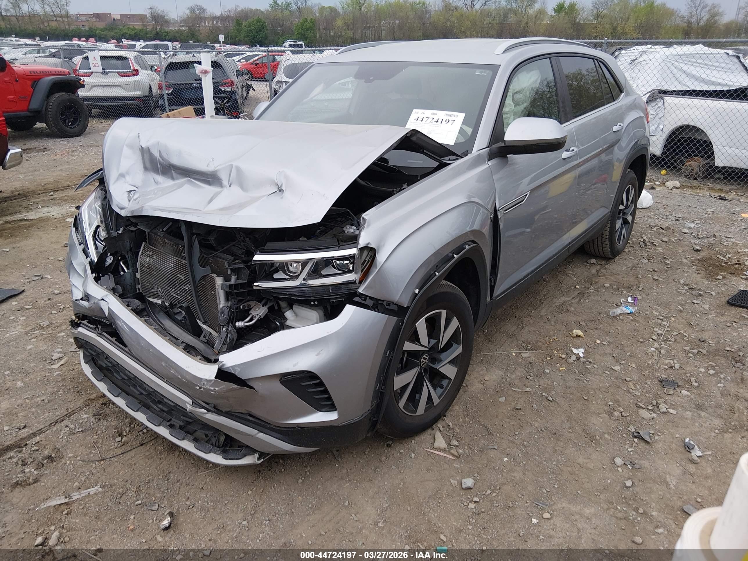 2021 Volkswagen Atlas Cross Sport 2.0t Se Gray vin: 1V2DC2CA3MC207400