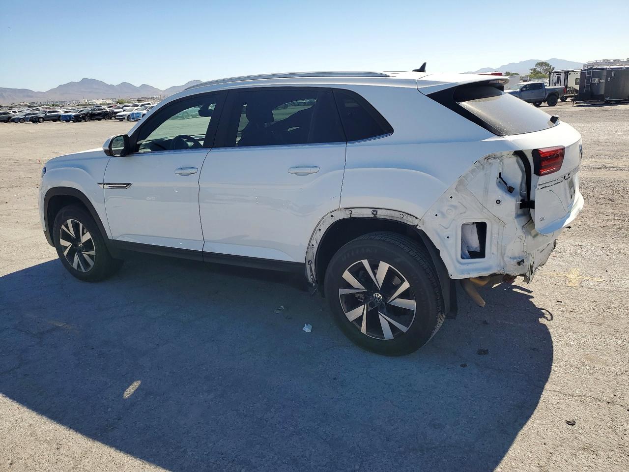 2021 Volkswagen Atlas Cross Sport Se White vin: 1V2DC2CA3MC231325