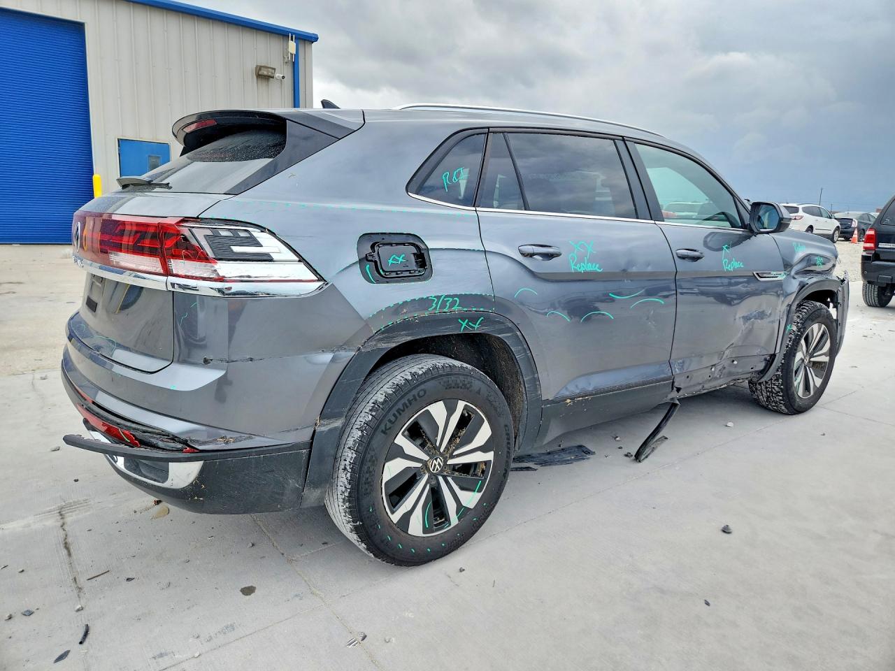 2025 Volkswagen Atlas Cross Sport Se Gray vin: 1V2DE2CA0SC214506