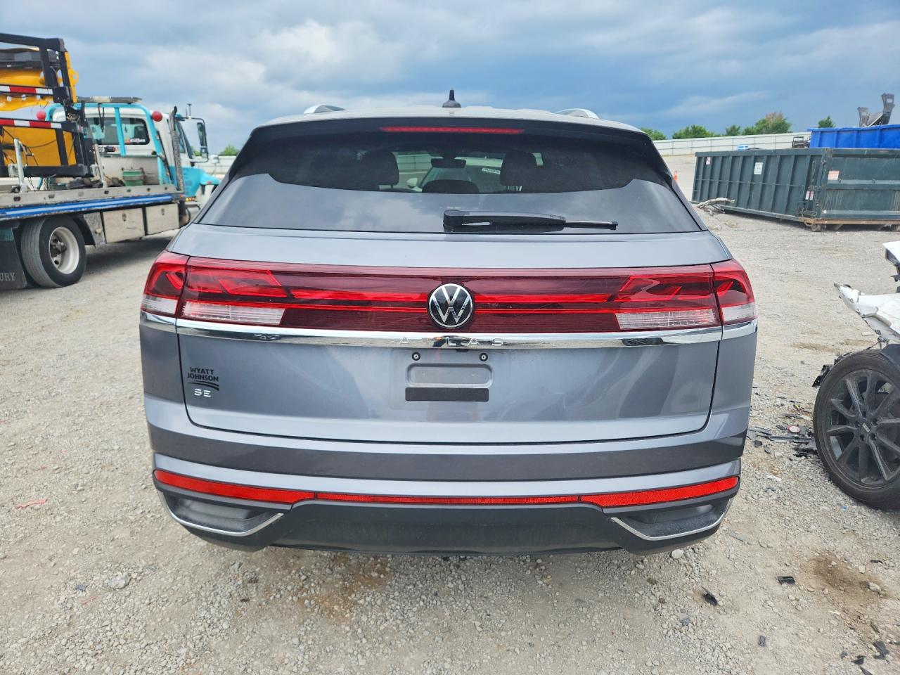 2025 Volkswagen Atlas Cross Sport Se Gray vin: 1V2DE2CA4SC211690