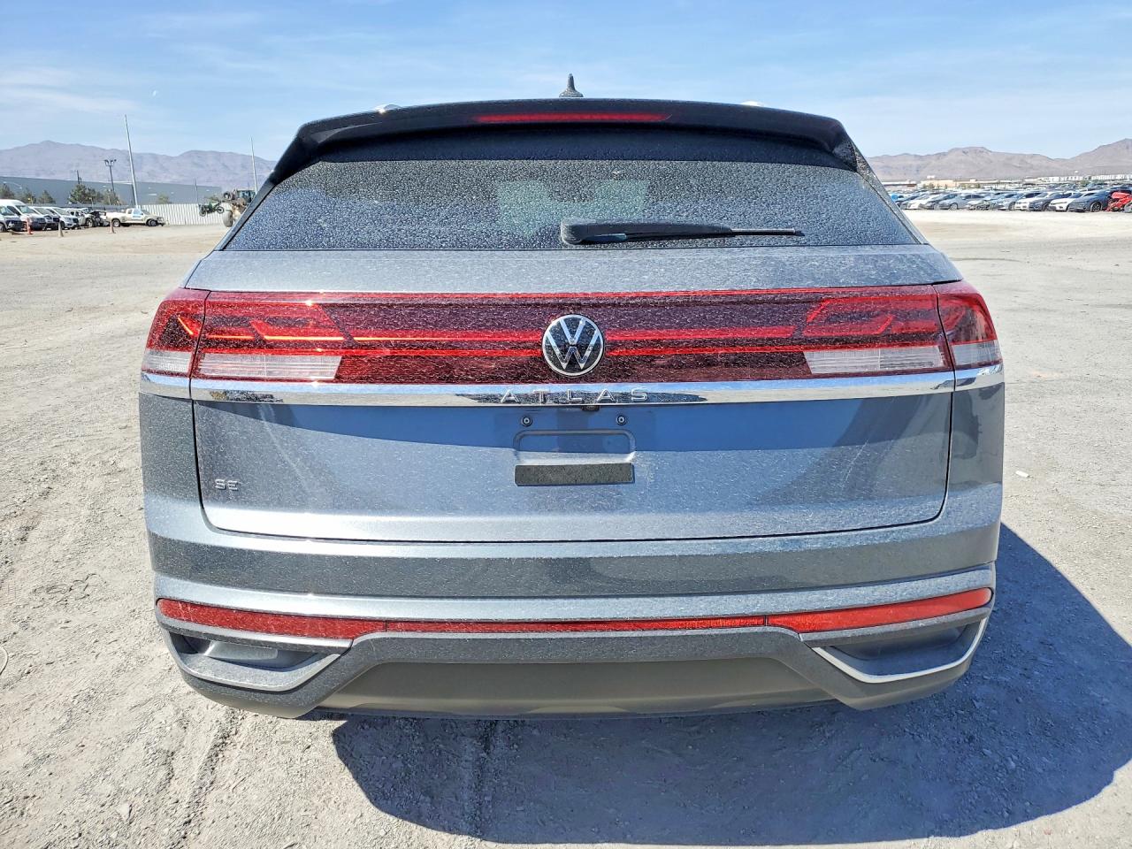 2024 Volkswagen Atlas Cross Sport Gray vin: 1V2DE2CA8RC208527