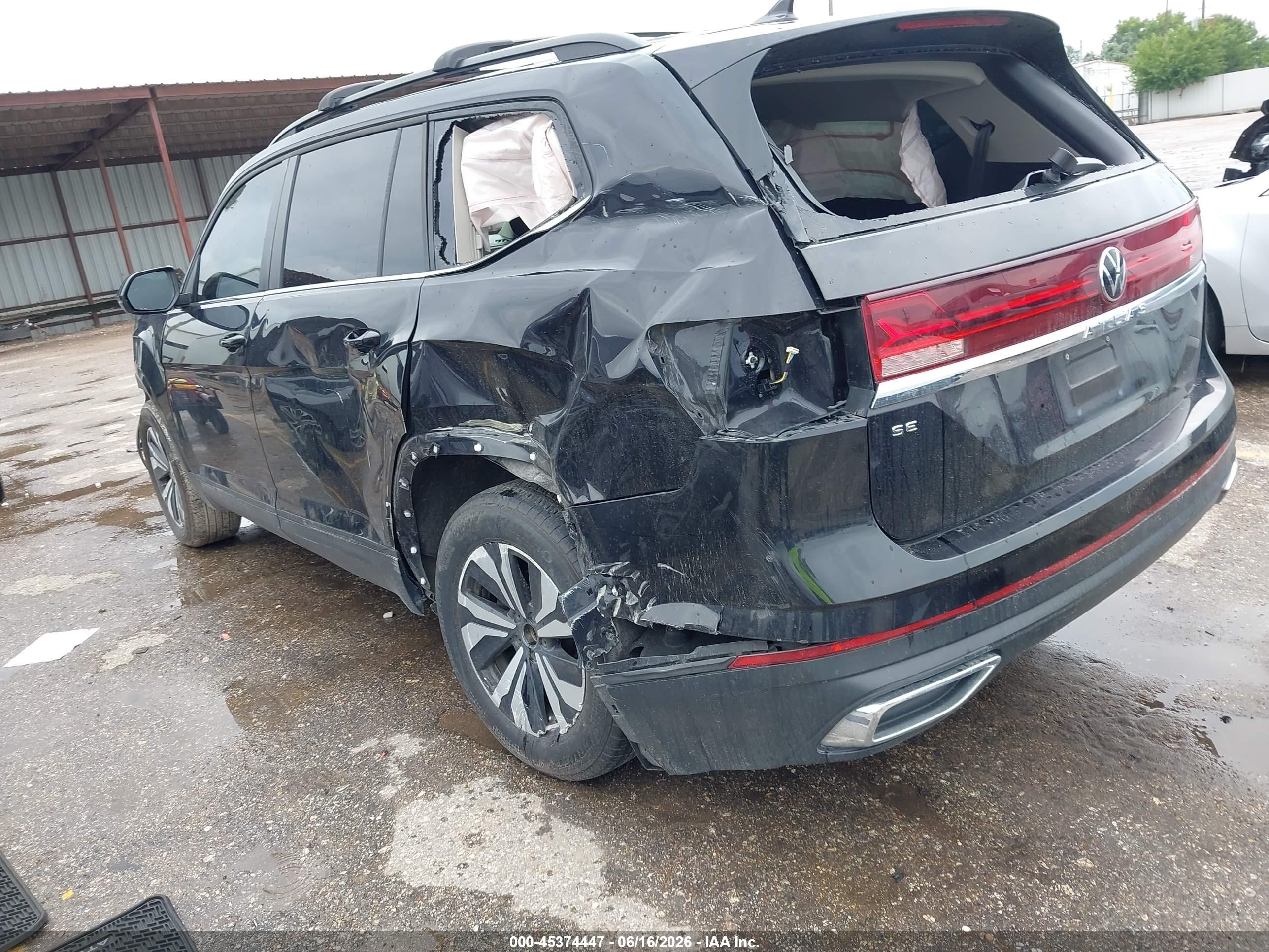 2024 Volkswagen Atlas 2.0t Se Black vin: 1V2DR2CA0RC541177