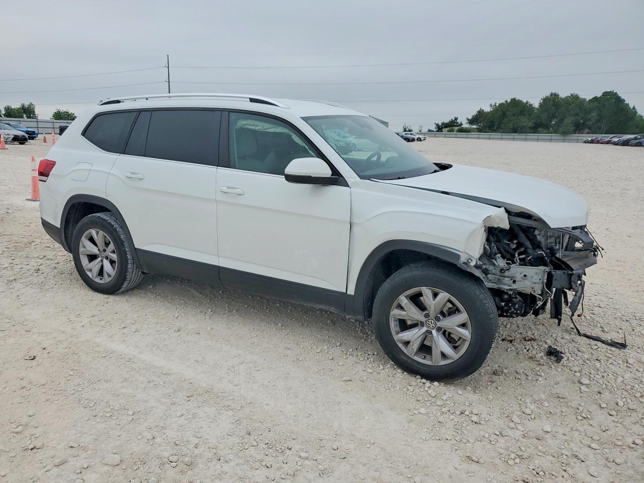 2018 Volkswagen Atlas Se White vin: 1V2DR2CA2JC512994