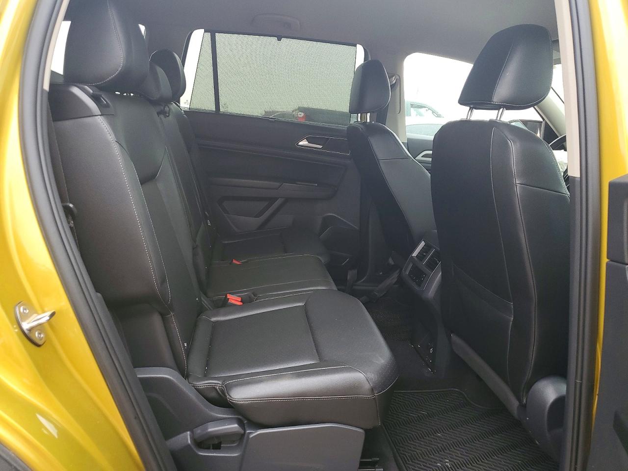 2018 Volkswagen Atlas Gold vin: 1V2DR2CA3JC550539