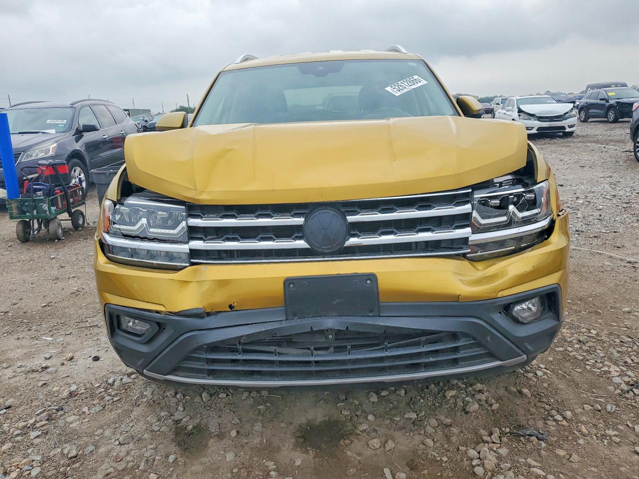 2018 Volkswagen Atlas Gold vin: 1V2DR2CA3JC550539