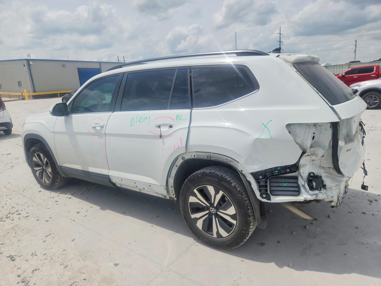 2024 Volkswagen Atlas Se Белый vin: 1V2DR2CA3RC599817