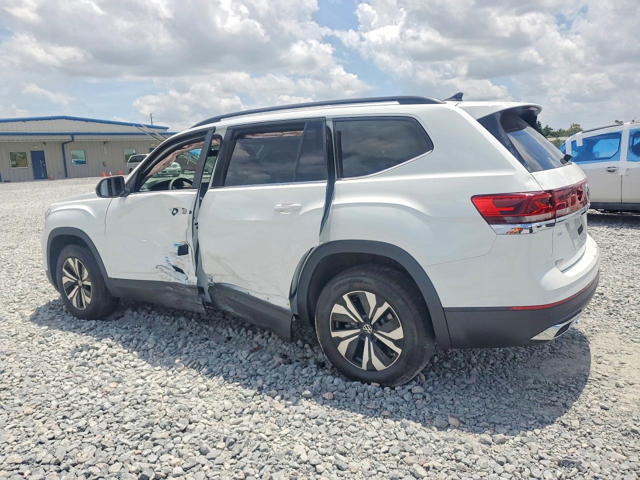 2025 Volkswagen Atlas Se White vin: 1V2DR2CA3SC533256