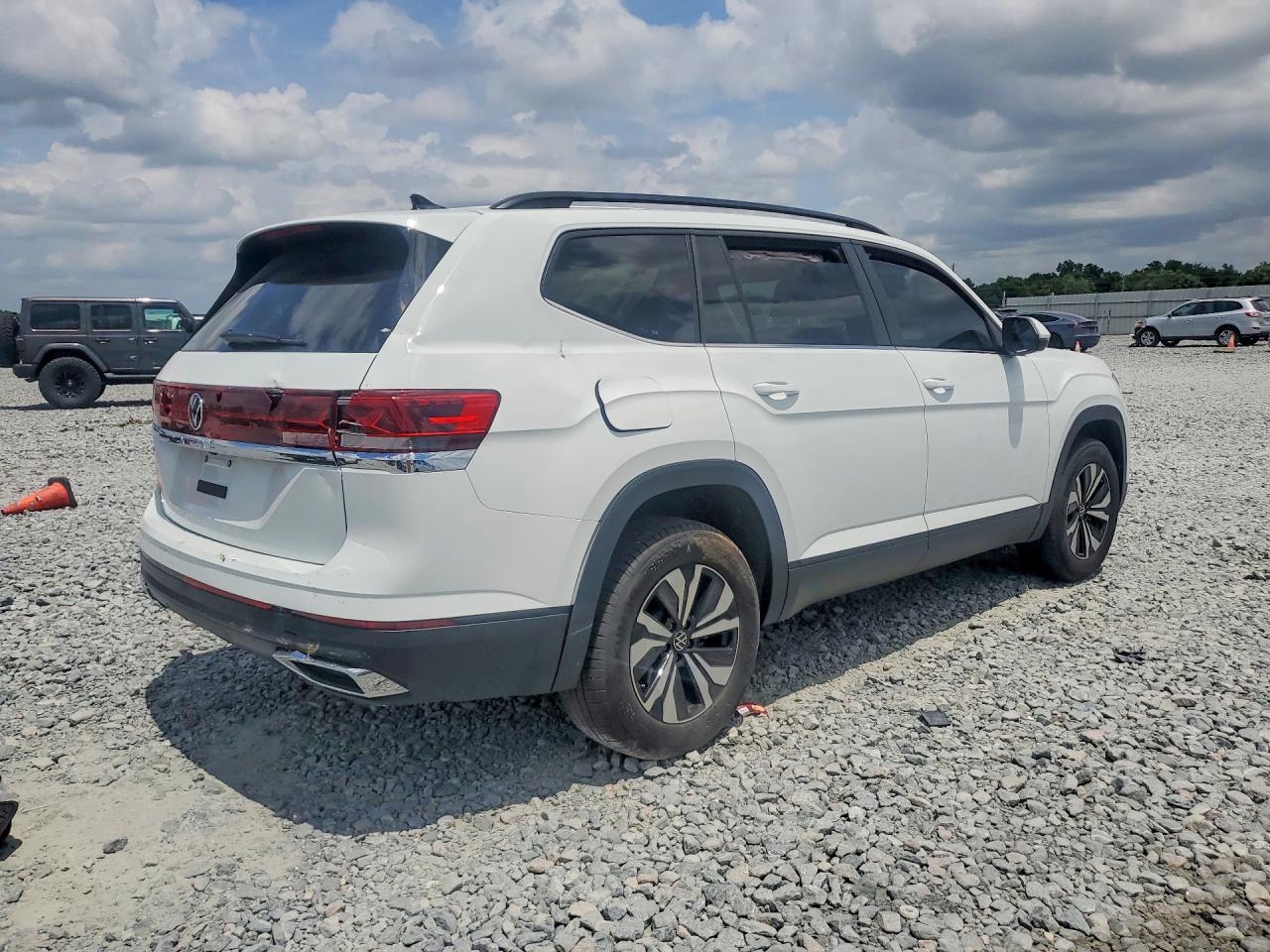 2025 Volkswagen Atlas Se White vin: 1V2DR2CA3SC533256