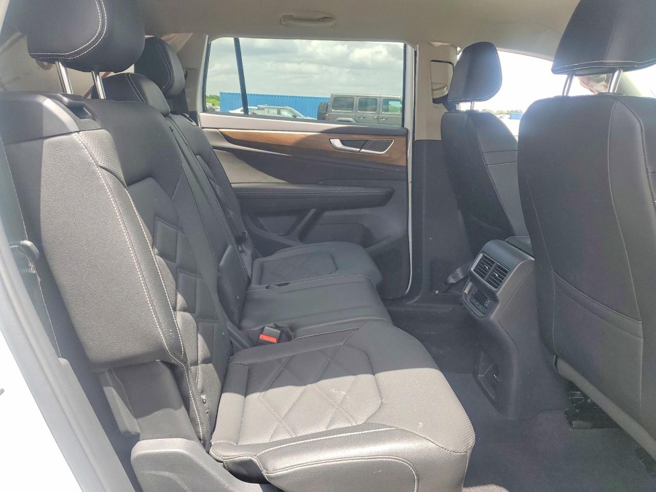 2025 Volkswagen Atlas Se White vin: 1V2DR2CA3SC533256