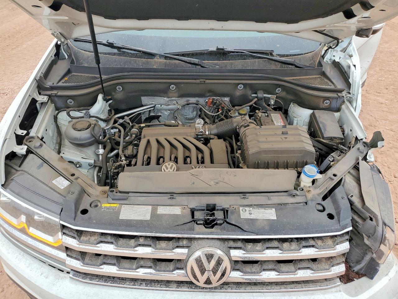 2018 Volkswagen Atlas Se White vin: 1V2DR2CA5JC560067