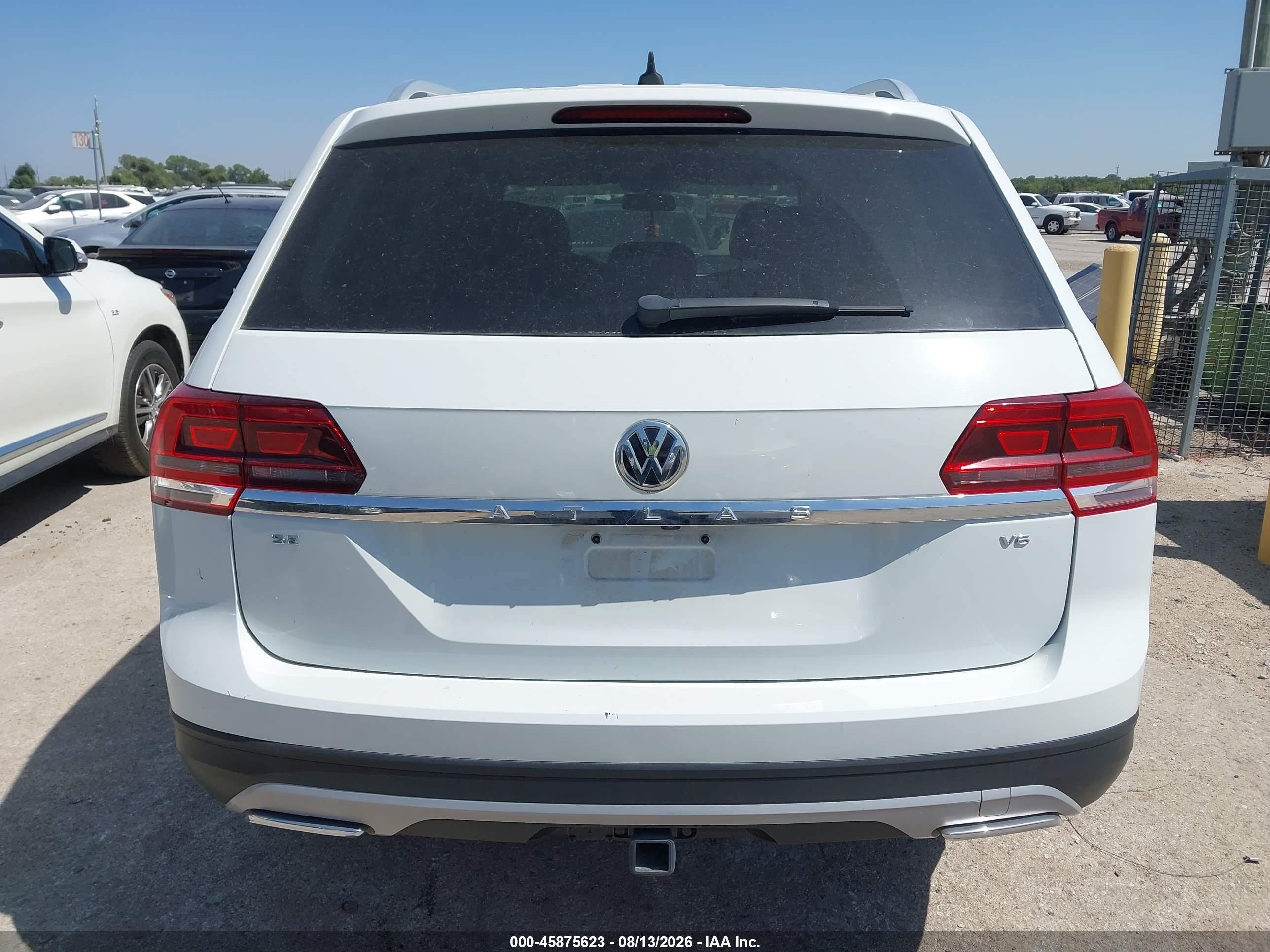 2019 Volkswagen Atlas 3.6l V6 Se White vin: 1V2DR2CA5KC525949