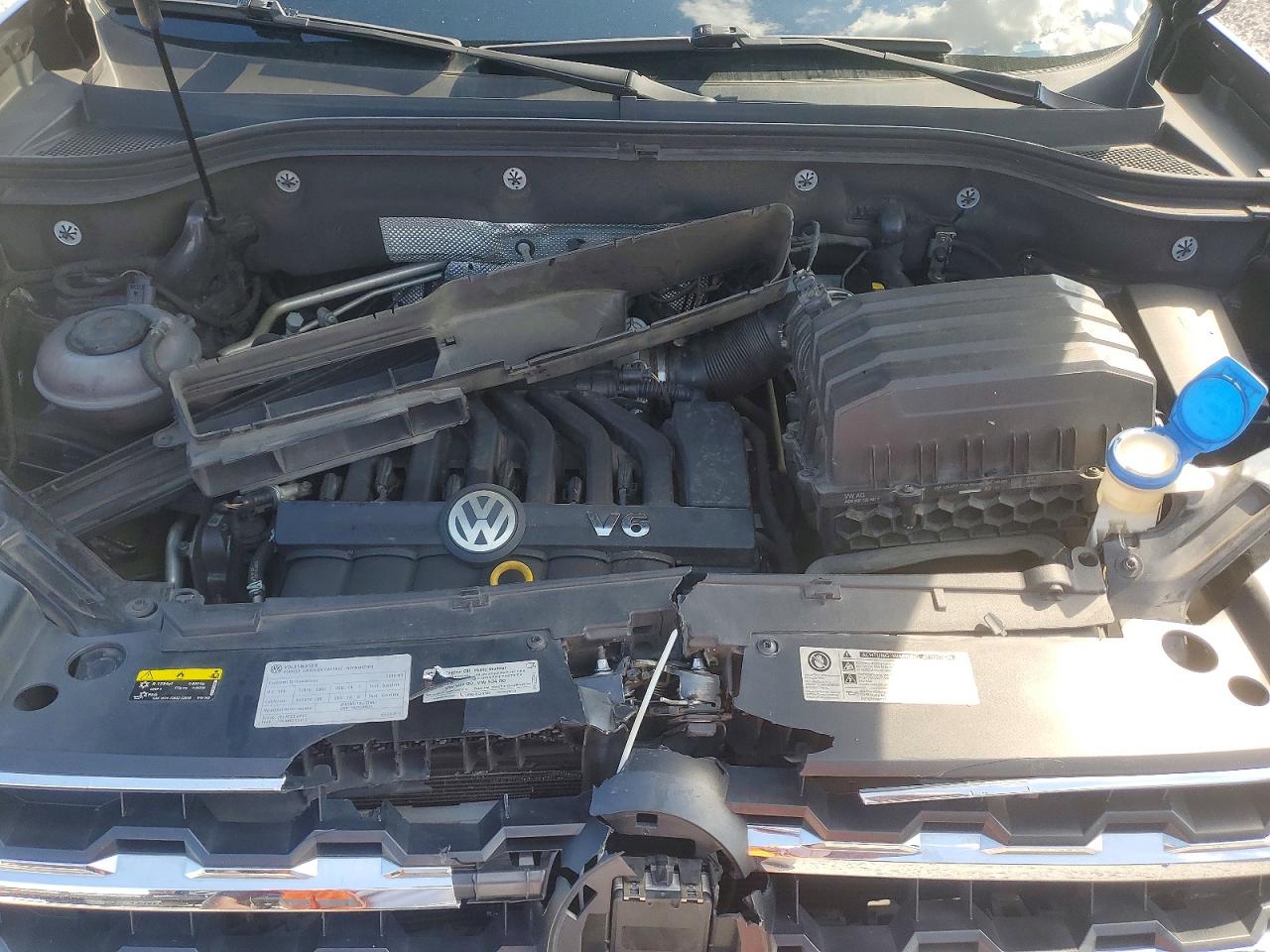 2018 Volkswagen Atlas Se Black vin: 1V2DR2CA6JC537431