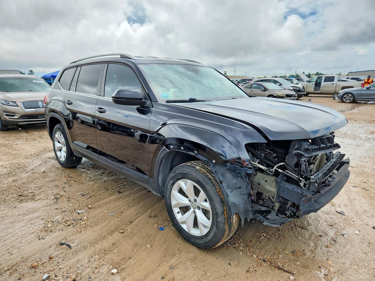 2018 Volkswagen Atlas Se Black vin: 1V2DR2CA9JC540551