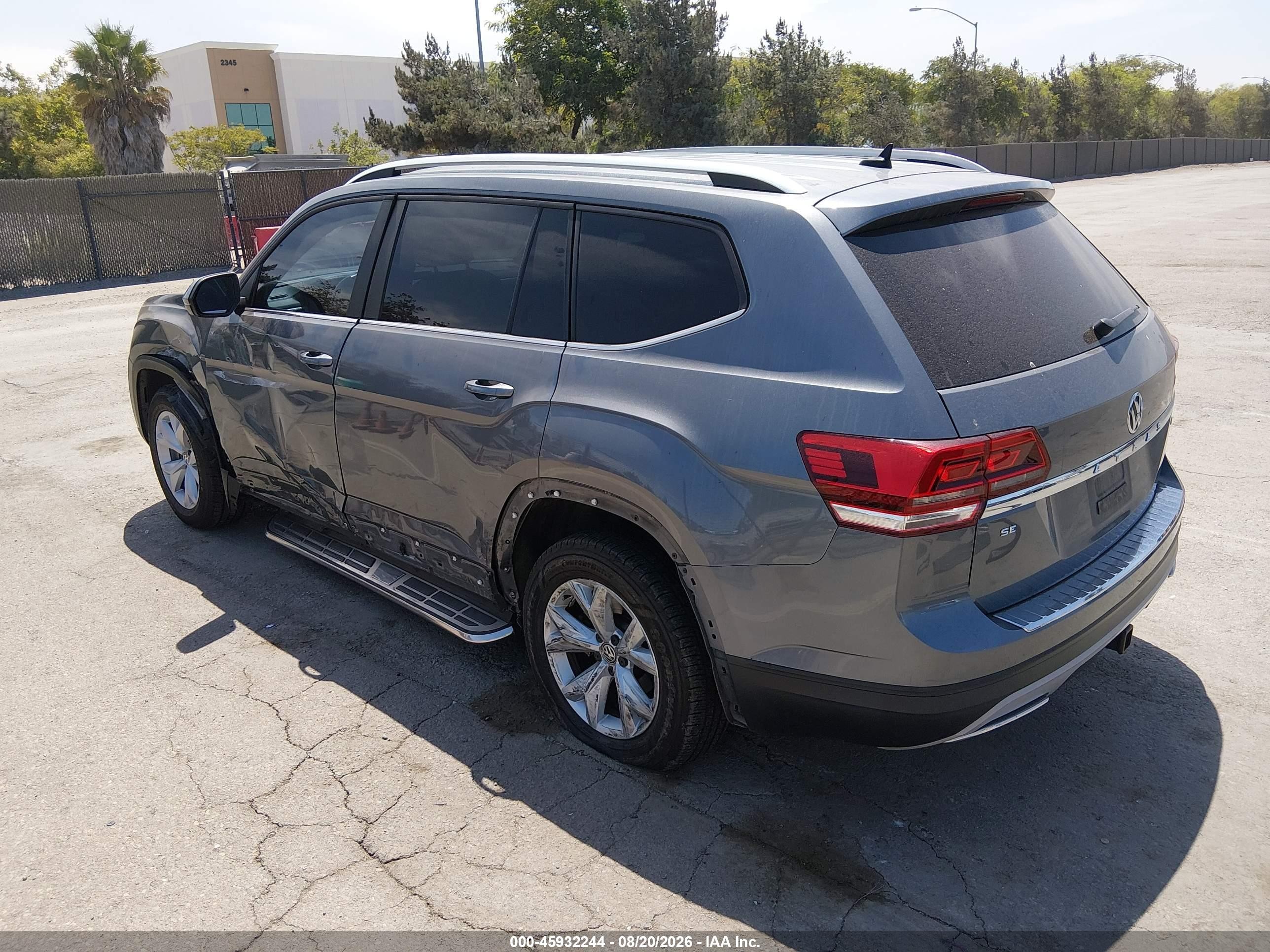 2019 Volkswagen Atlas 3.6l V6 Se Серый vin: 1V2DR2CA9KC603133