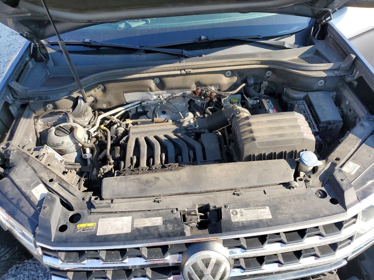 2018 Volkswagen Atlas Se Gray vin: 1V2DR2CAXJC508417